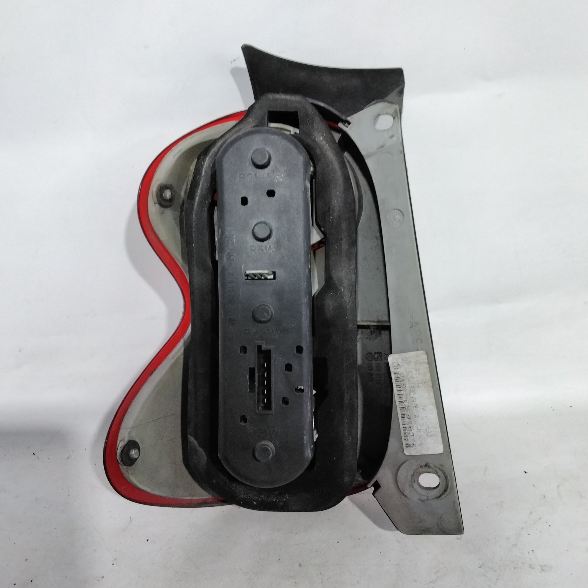 Smart Fortwo left taillight year 2006 code:0001728(sf9p3)