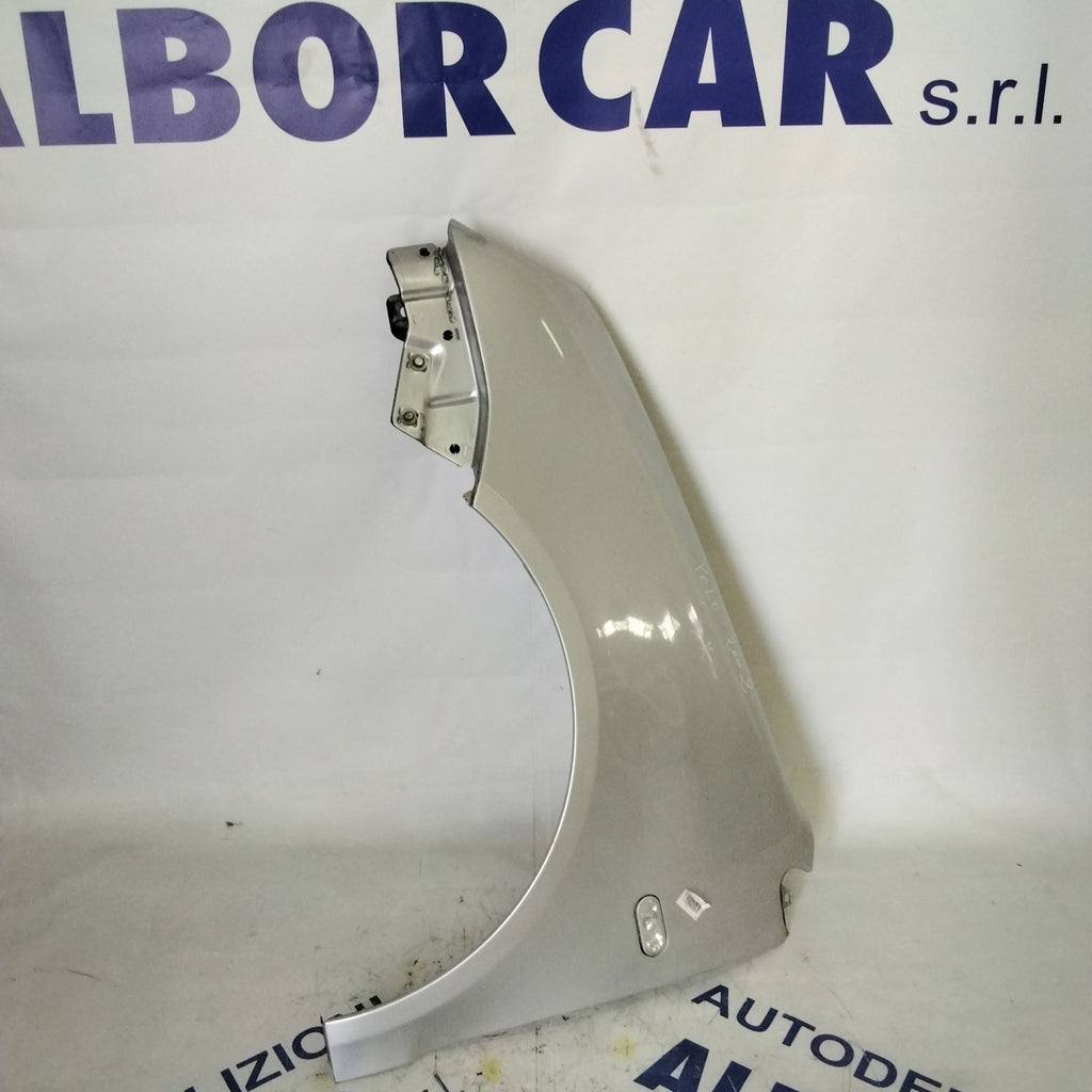 front left fender Volkswagen Polo year 2002