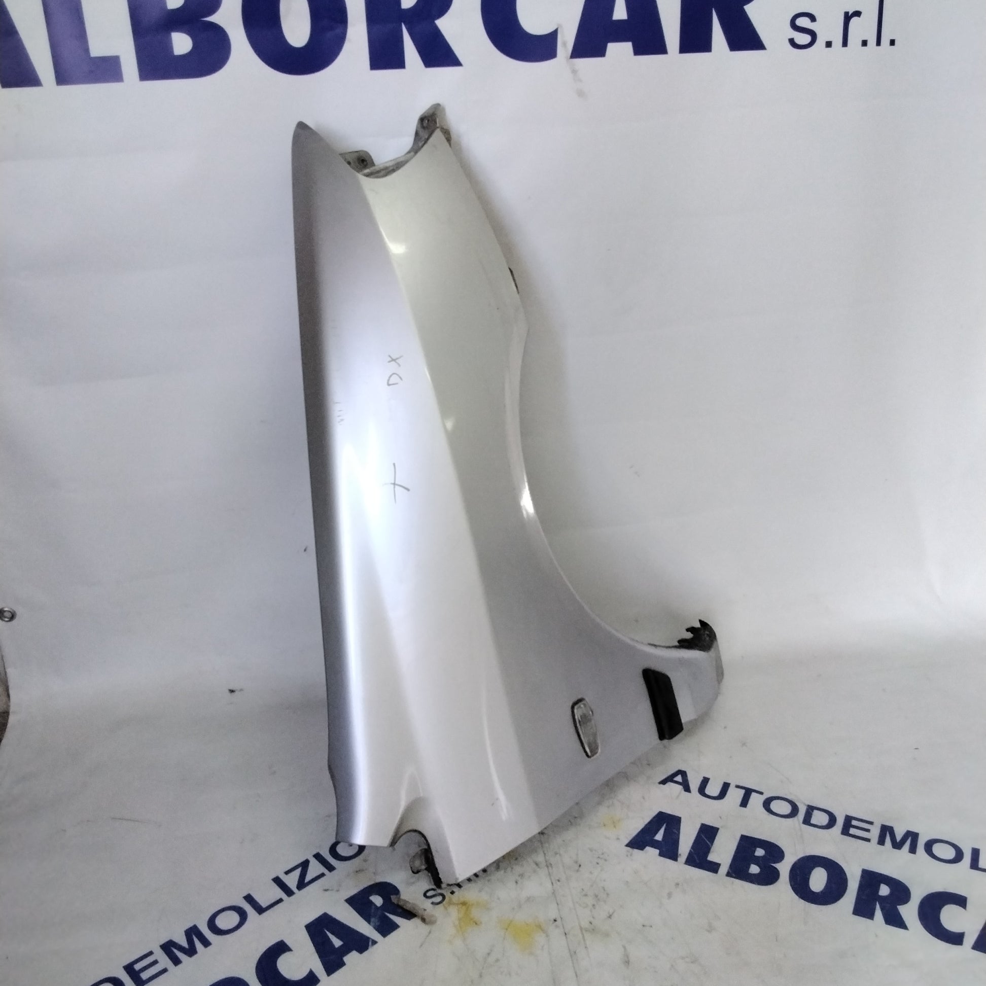 front right fender Mitsubishi Space Star year 2003