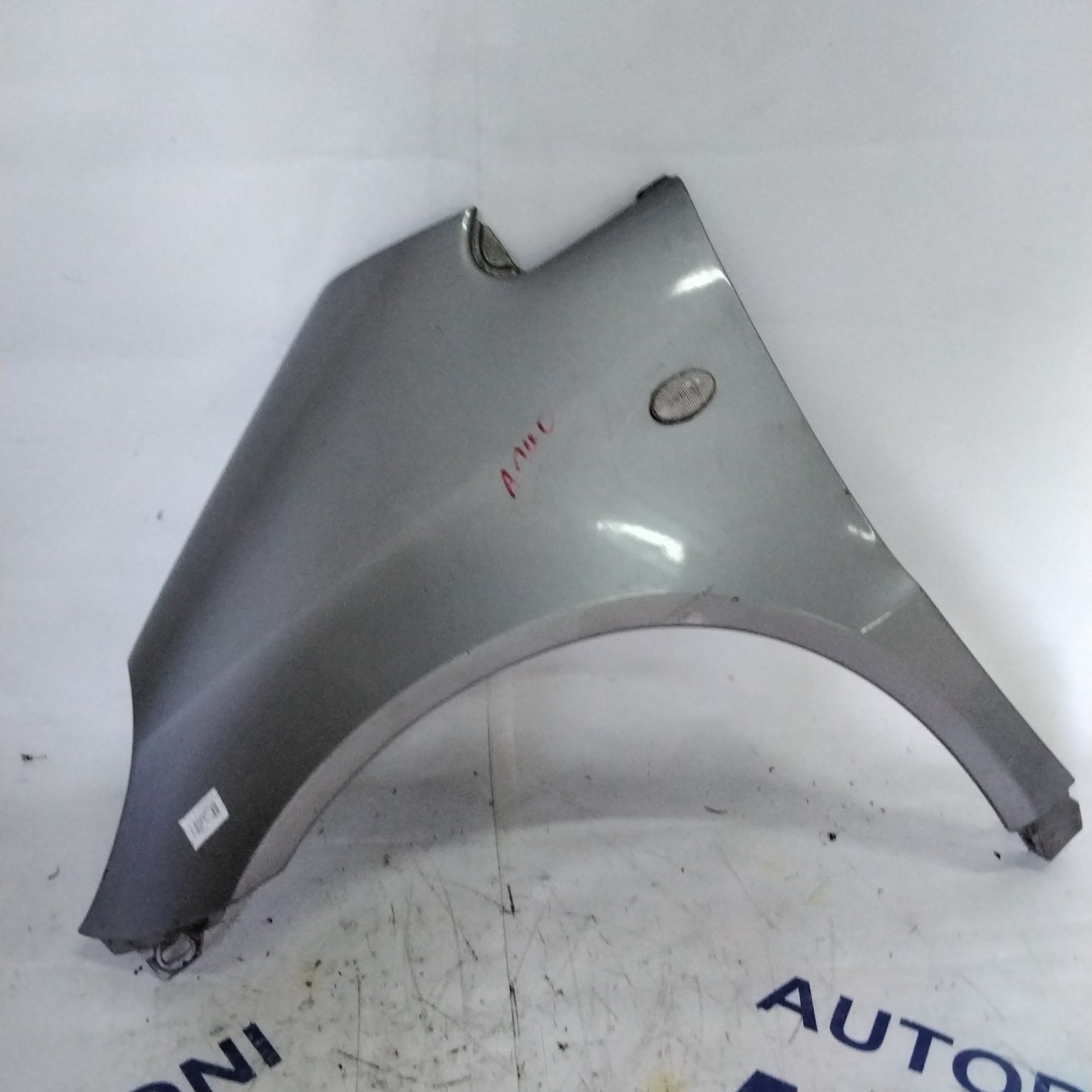 parafango fianchetto anteriore sinistro mercedes class A140 anno 2000