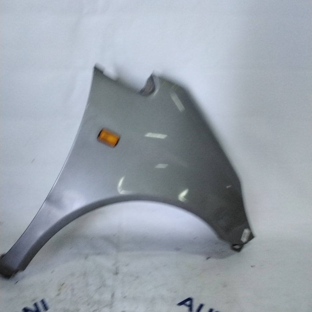 Front right fender Mercedes A140 year 2000