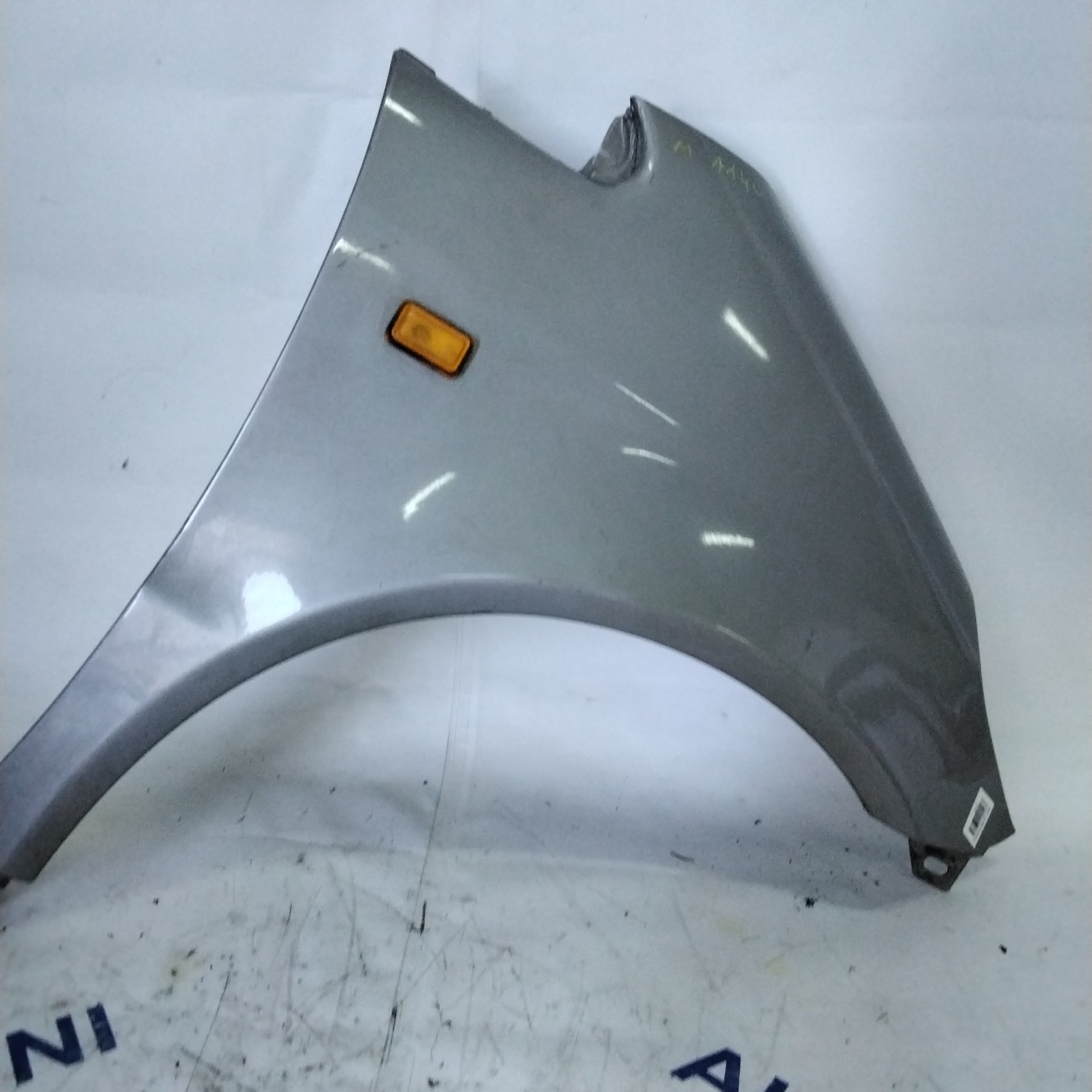 Front right fender Mercedes A140 year 2000