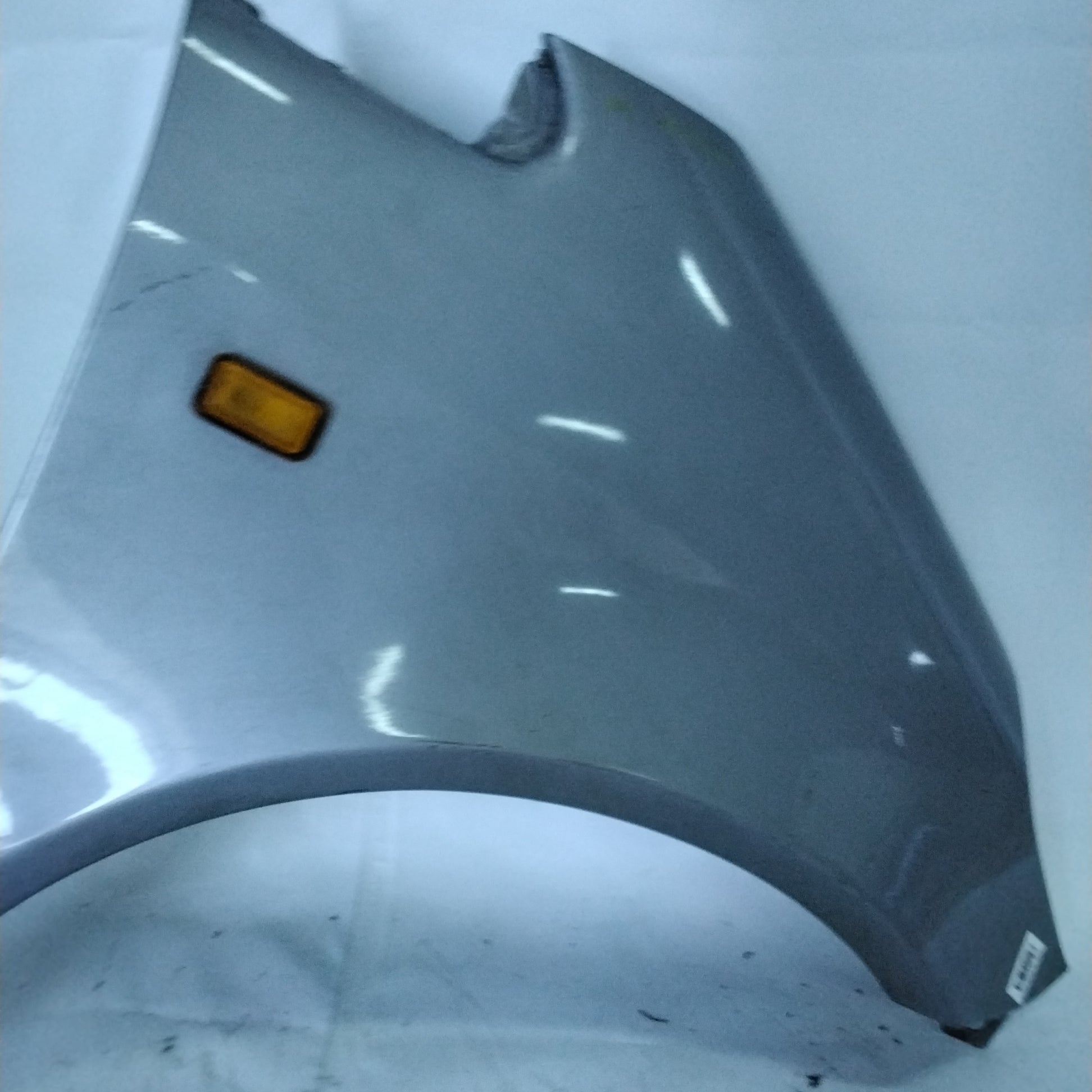 Front right fender Mercedes A140 year 2000