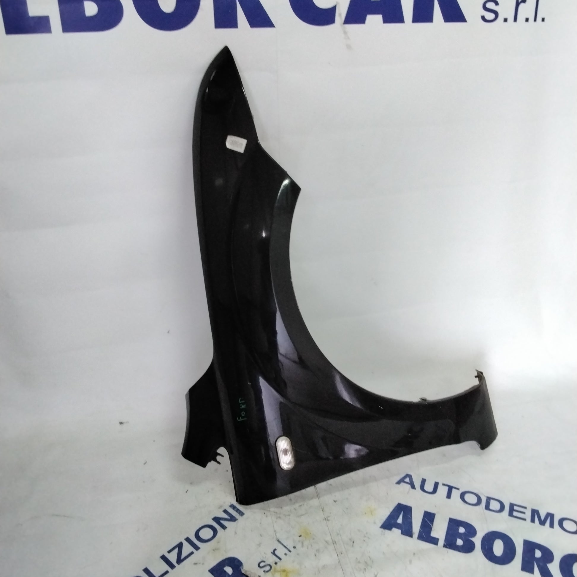 front right fender Ford Focus year 2006