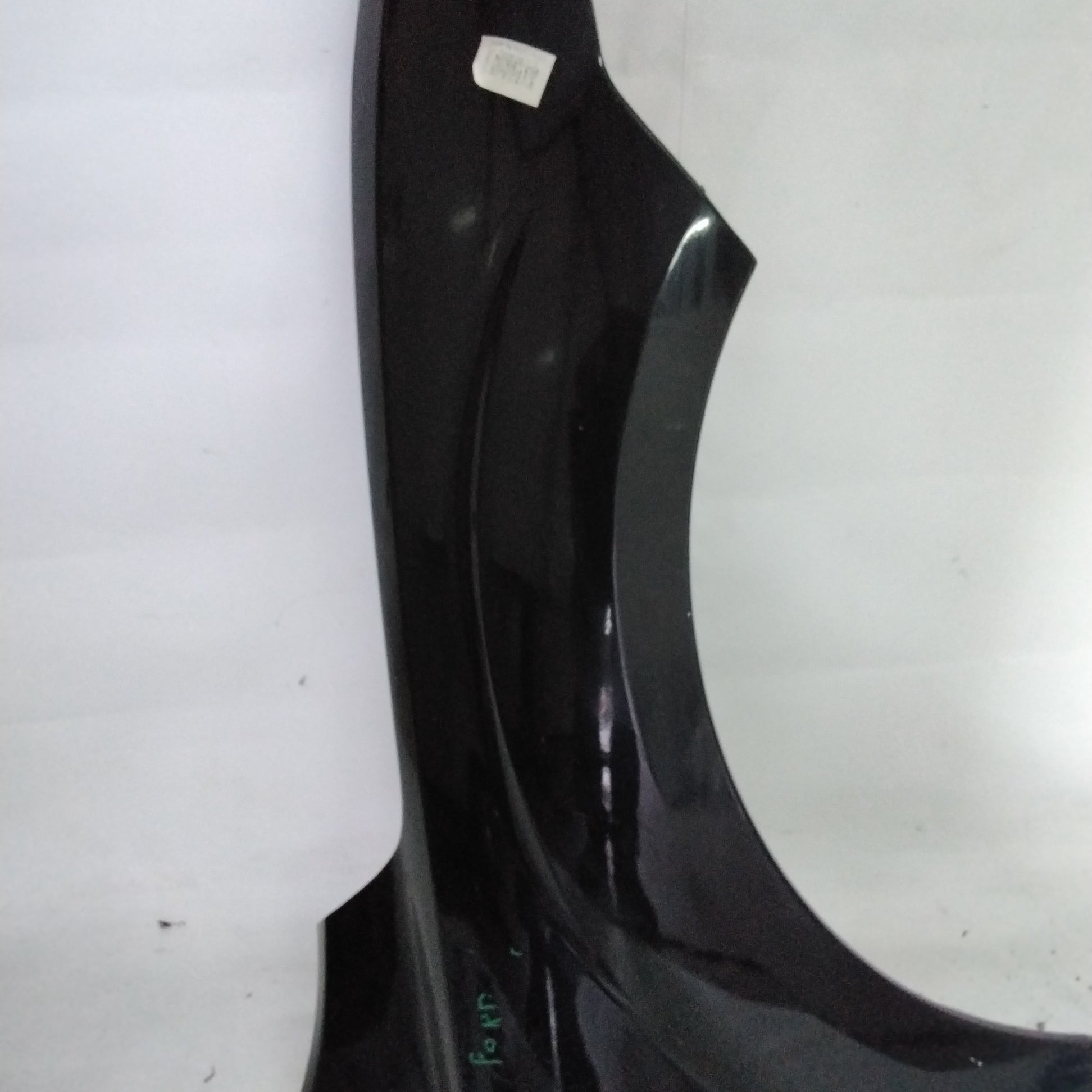 front right fender Ford Focus year 2006