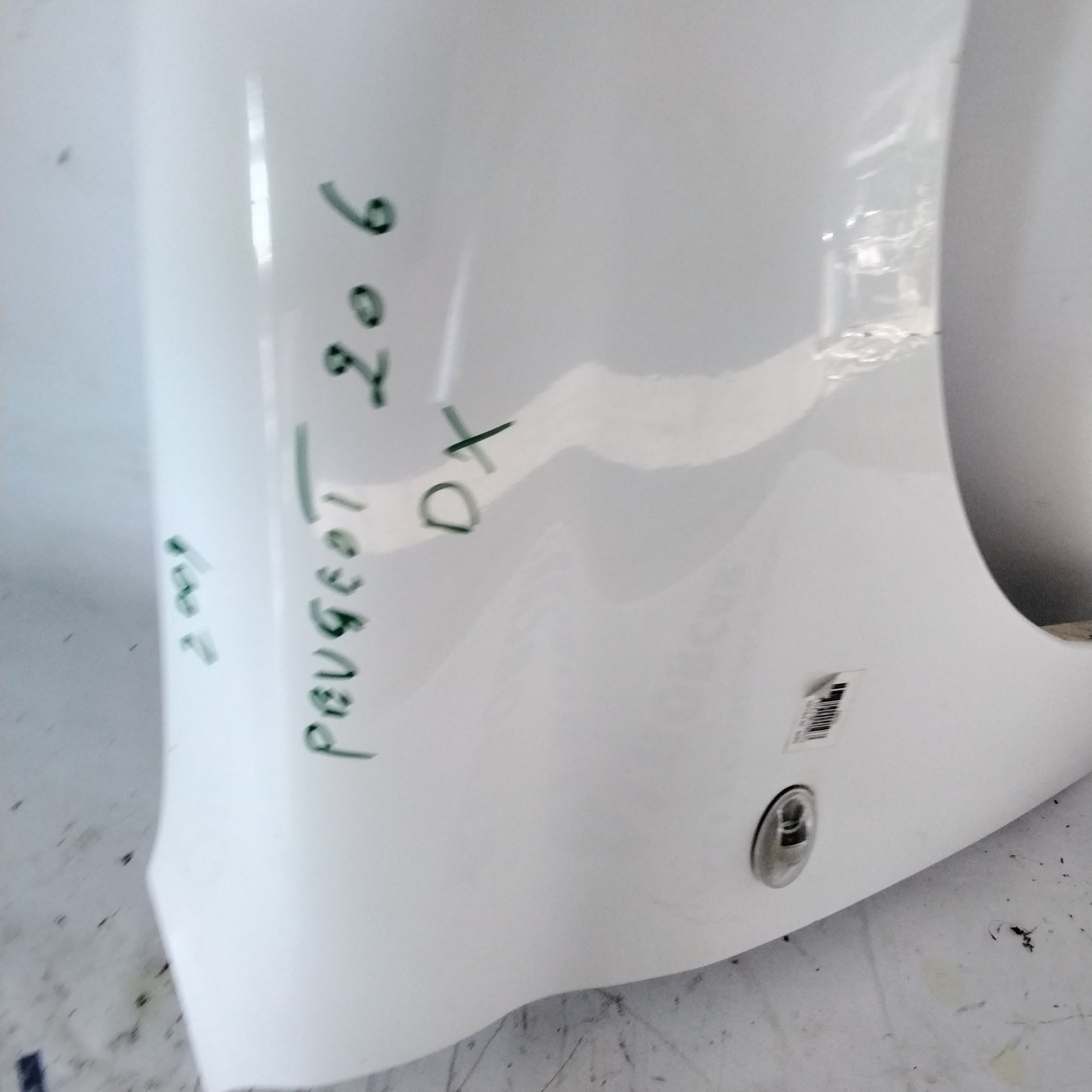 front right fender Peugeot 206 year 2009