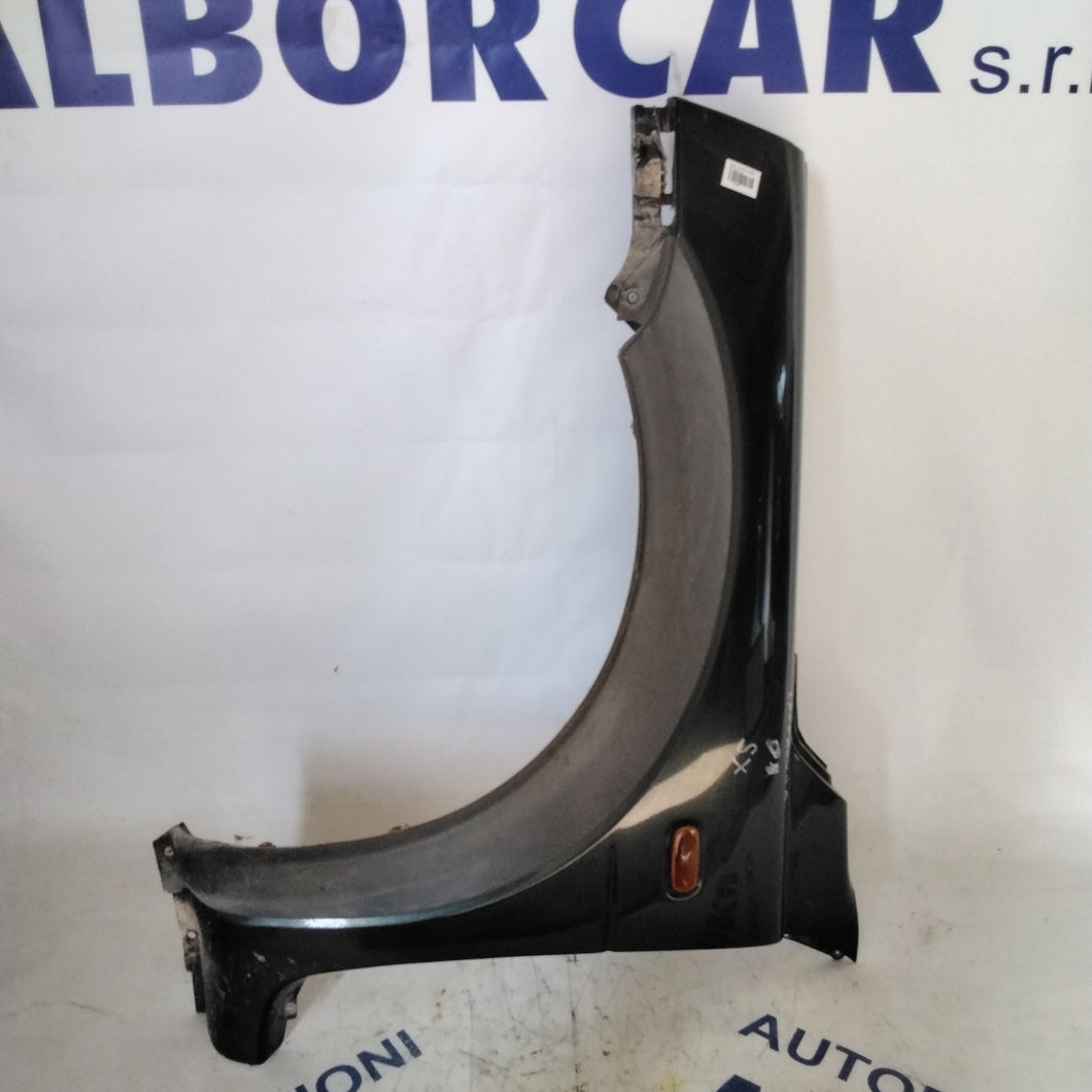 parafango fianchetto anteriore sinistro land rover  anno 2002
