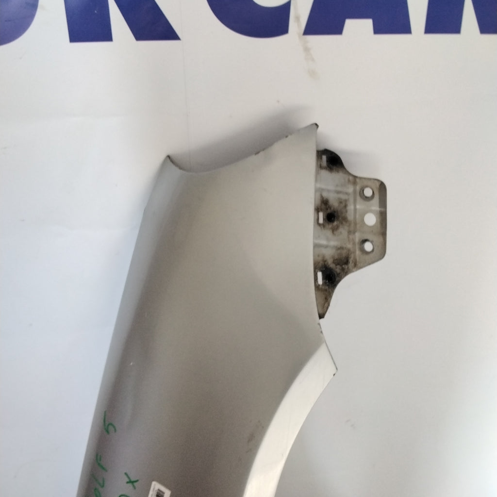 right front fender Volkswagen Golf 5 year 2006