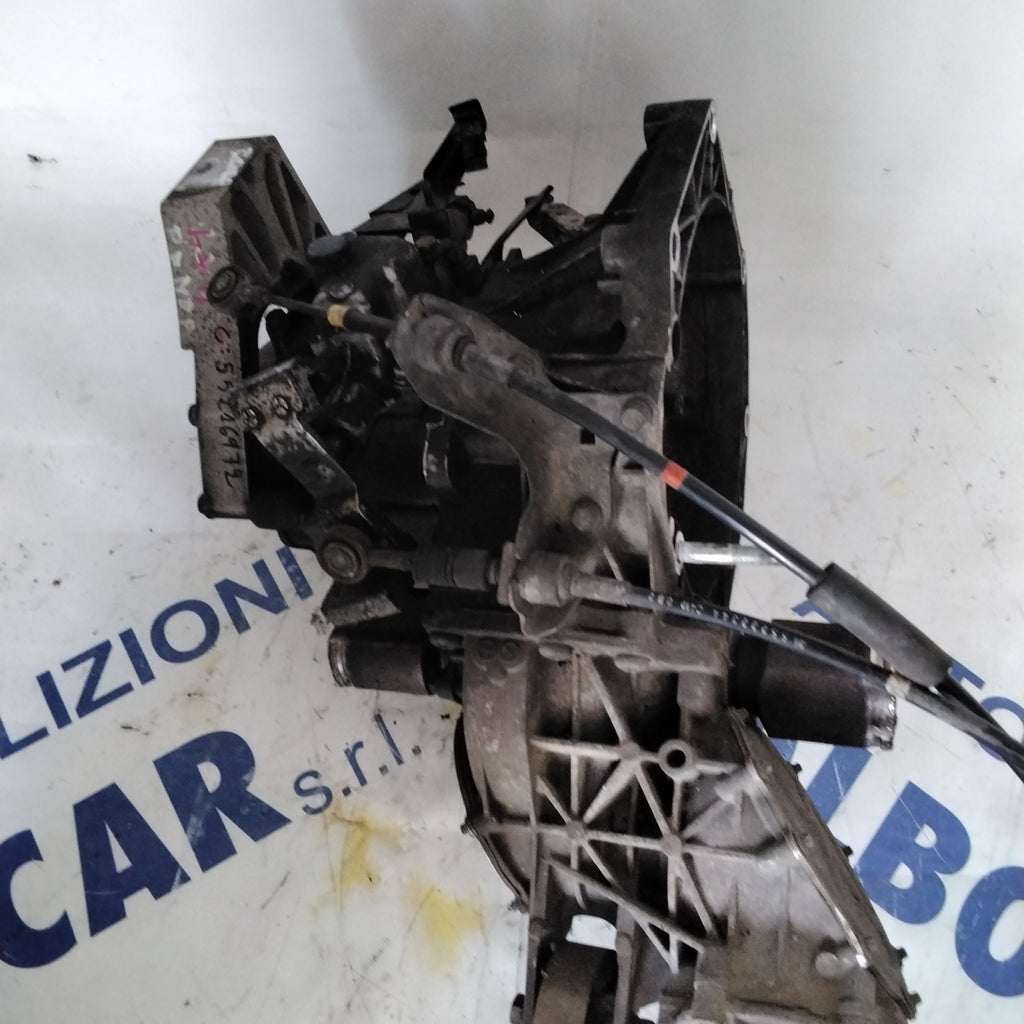 Gearbox Fiat Panda 1.3 Mjt 4x4 year 2006 code: 55216972 (sf2p1)