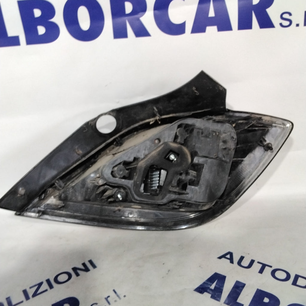 Fanale stop opel astra berlina  sinistro  anno 2004 codice :24451835 (sf10p1))