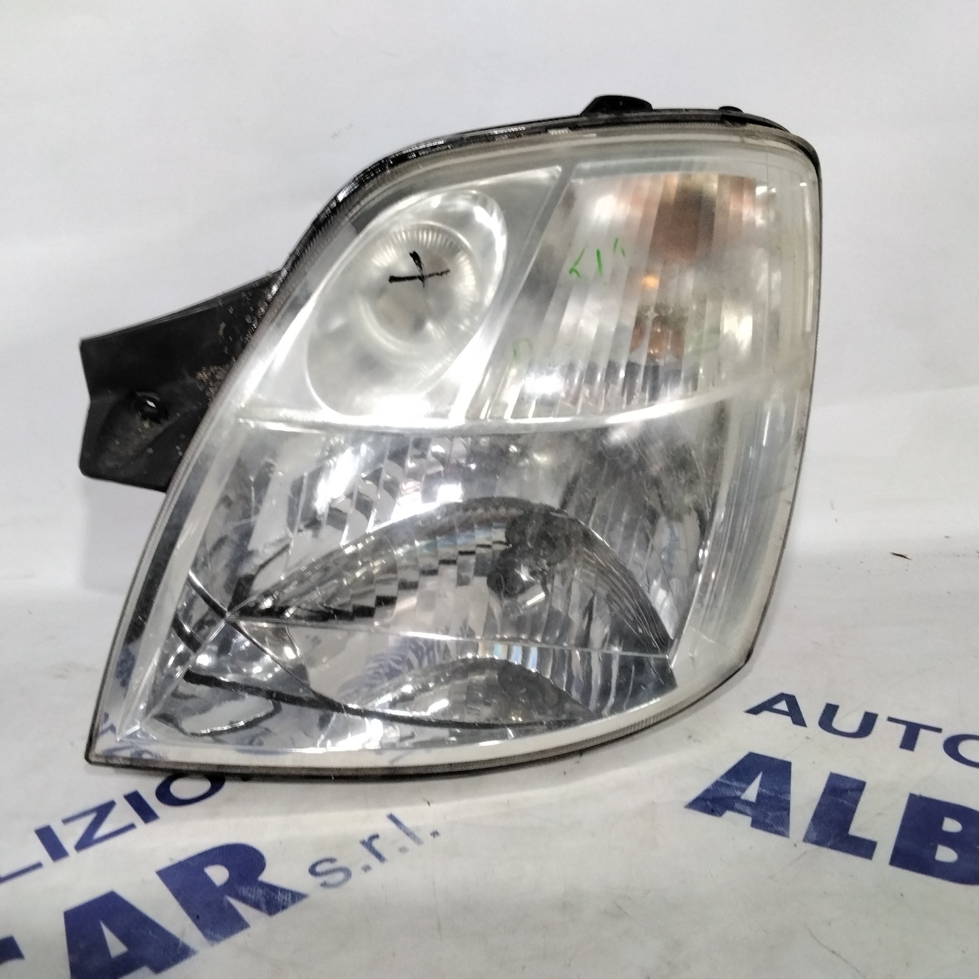 Faro fanale anteriore kia picanto destro anno 2005 codice:LHD0069(sf8p5)