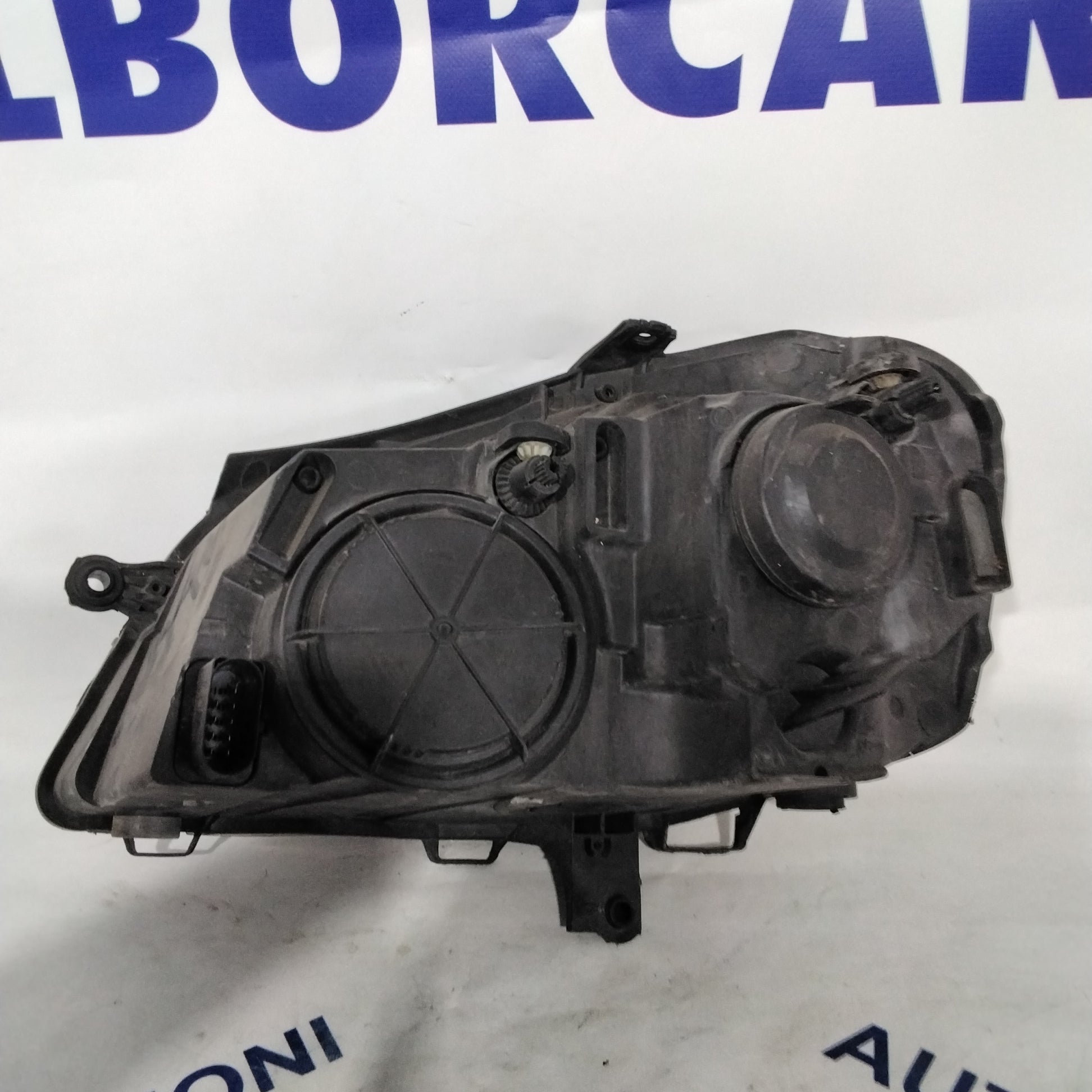 Faro fanale anteriore volkswagen polo  destro anno 2007 codice:89312000(sf8p5)