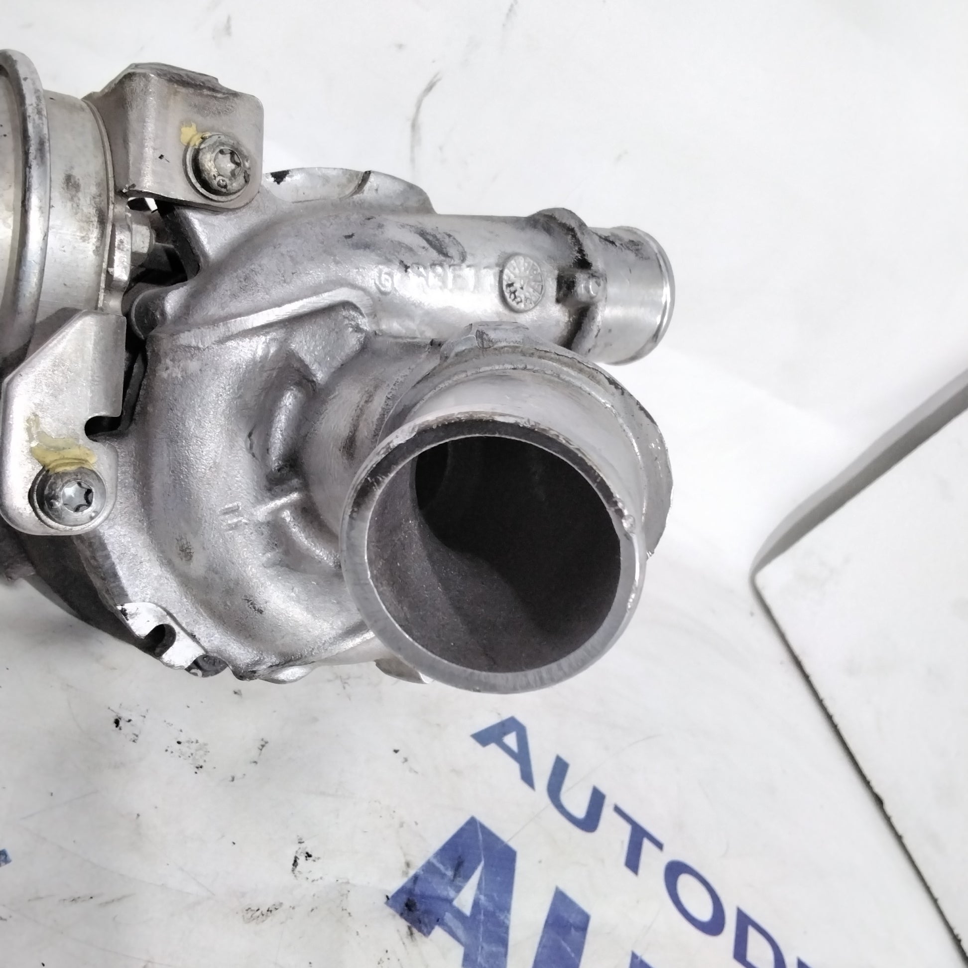 Toyota Yaris/Corolla 1.4 D-4D turbocharger year 2007 code: 172010N010/7588701(sf7p1)