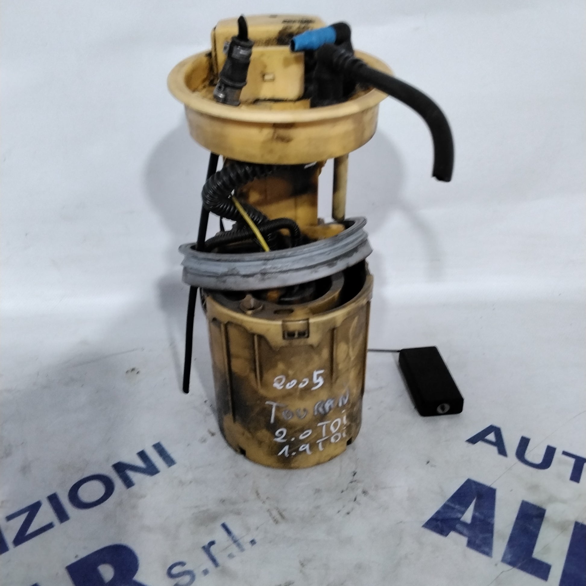 fuel sender Volkswagen Touran 2.0 TDI year 2005