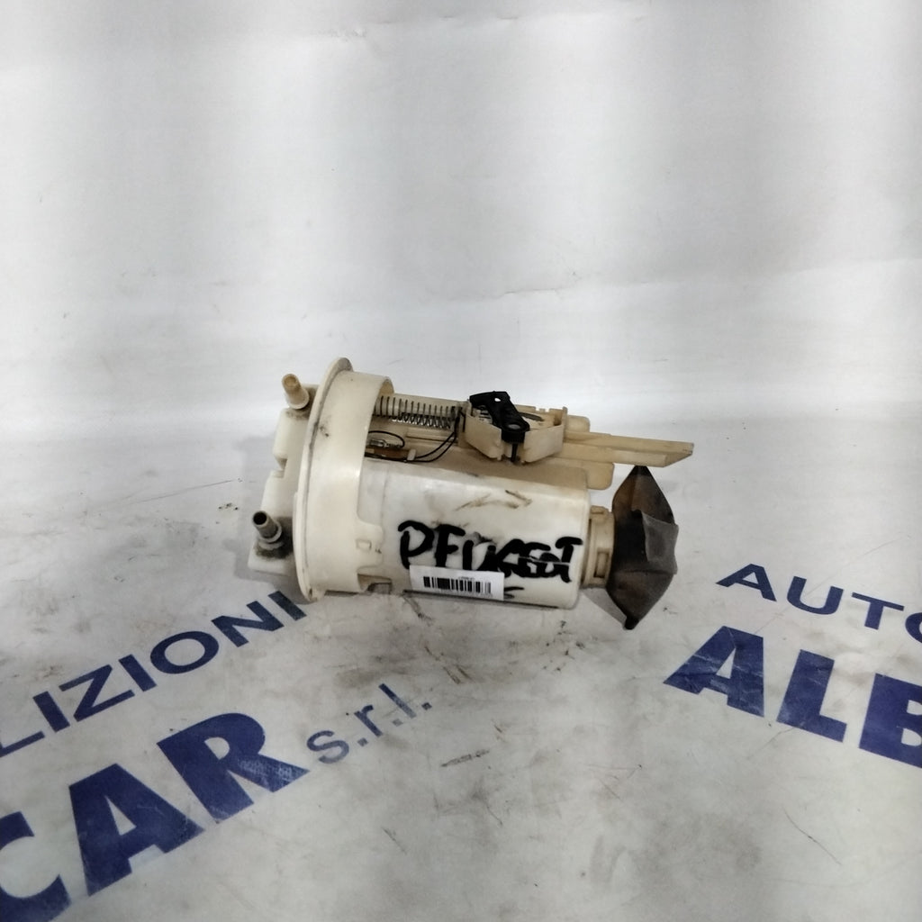 fuel sender unit peugeot 306 1.4 HDI year 2000 code:09730139900