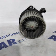Carica l&#39;immagine nel visualizzatore di Gallery, Ventola Riscaldamento Nissan Micra 1.0 benzina anno 2002 codice:7060130350(sf13p6)
