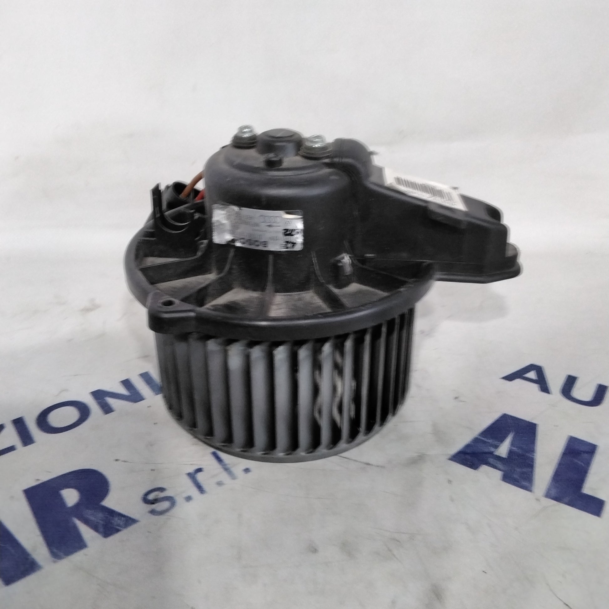 Heating fan Audi A6 2.8 TDI year 2004 code:0130111202(sf13p6)