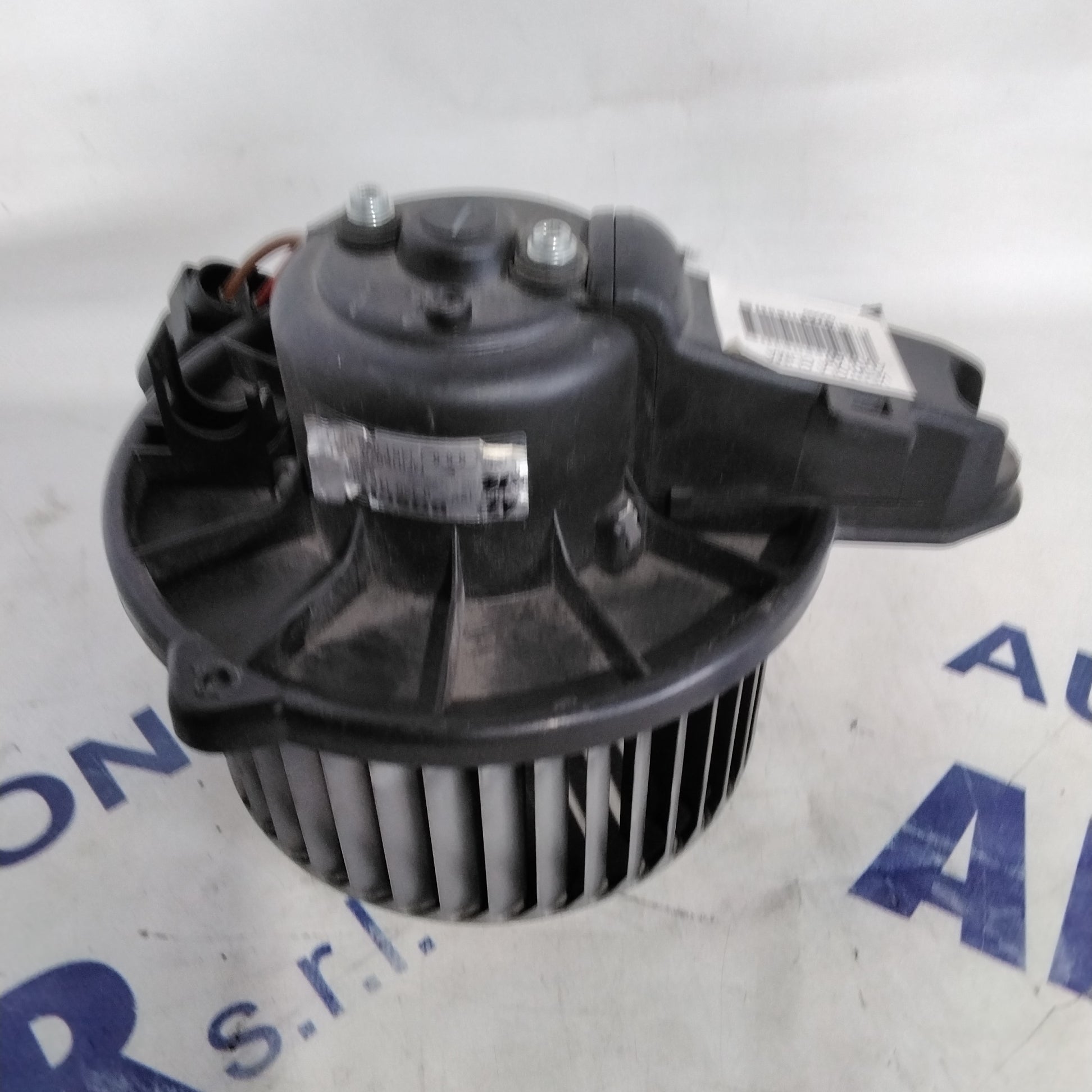 Heating fan Audi A6 2.8 TDI year 2004 code:0130111202(sf13p6)