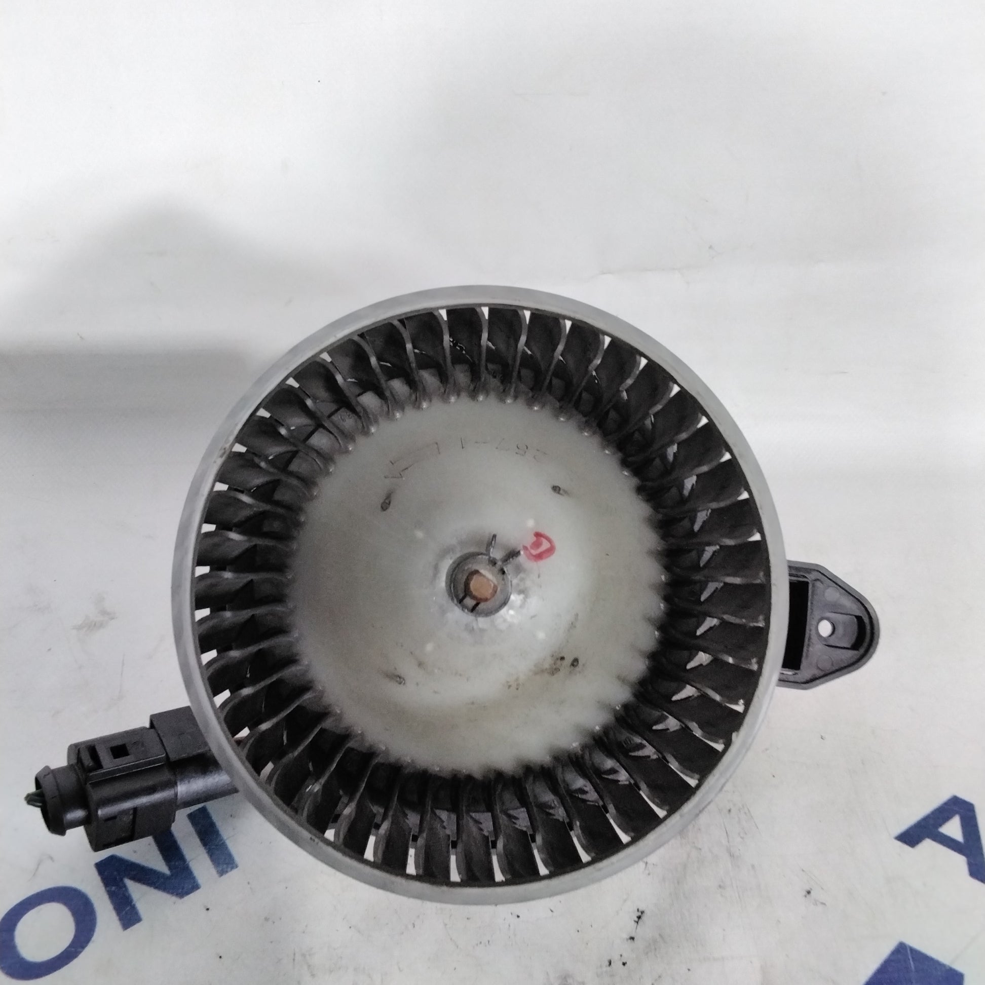 Heating fan Audi A6 2.8 TDI year 2004 code:0130111202(sf13p6)