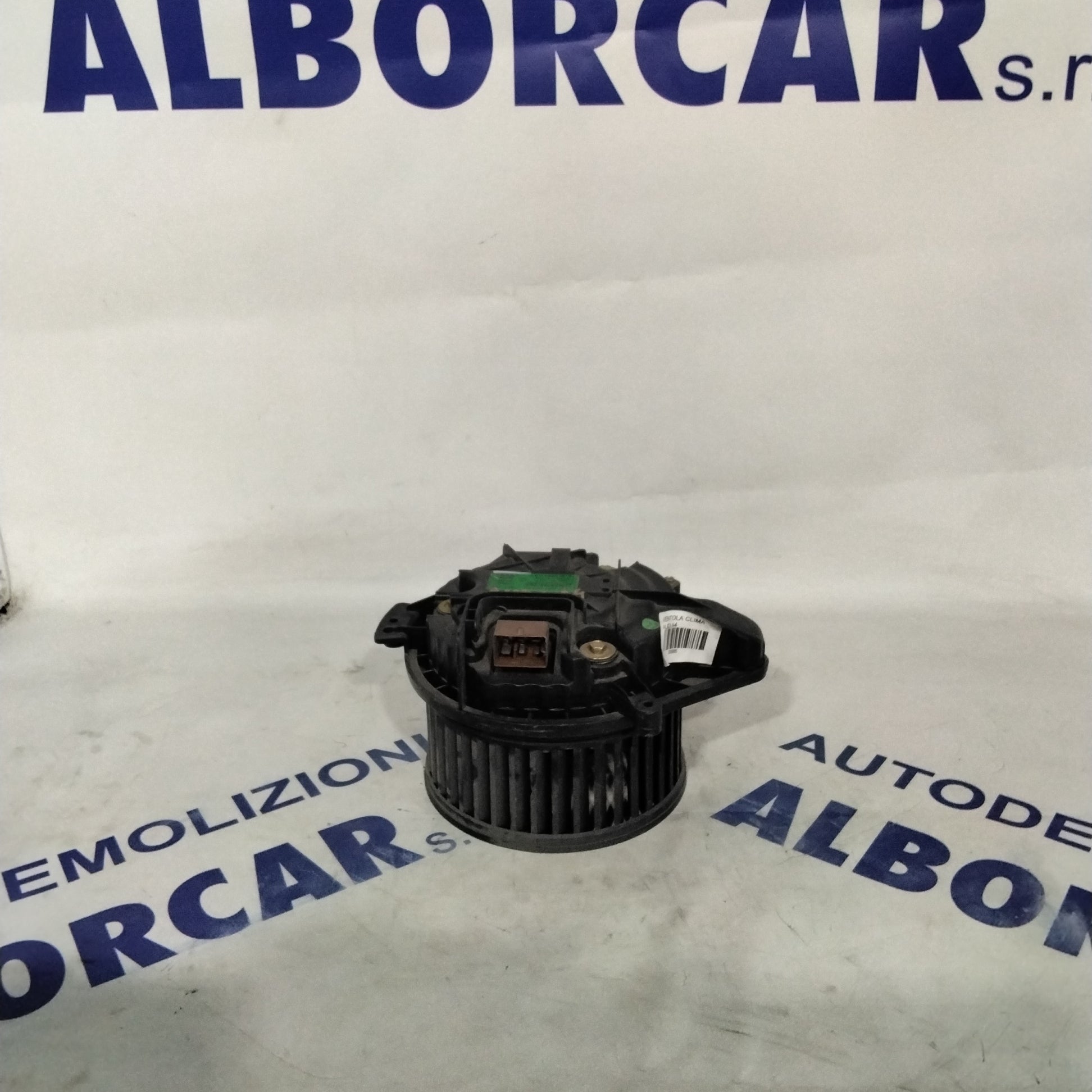 Audi A4 1.9 TDI 2002 Heater Fan Part number: 8E1820021B (sf13p6)