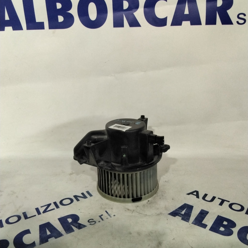 Heater fan Fiat Punto 2 series 1.2 petrol year 2002 code: 141730600 (sf13p5)