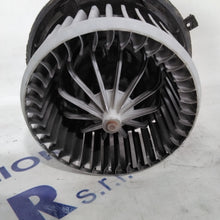 Carica l&#39;immagine nel visualizzatore di Gallery, Ventola Riscaldamento fiat bravo 1.9 JTD anno 2000 codice : 90225(sf13p5)
