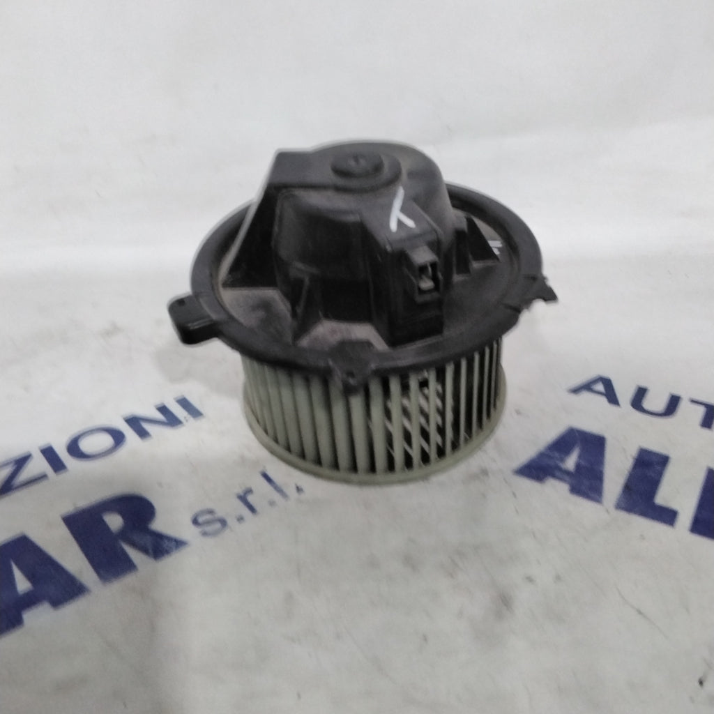 Heater fan Lancia Ypsilon 1.2 petrol year 2001 (sf13p4)