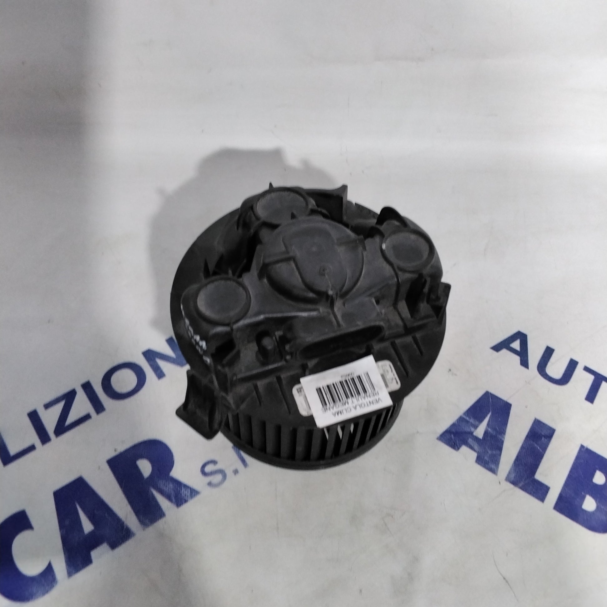 Heating fan Renault Megane diesel year 2006 code: 667096L(sf13p4)