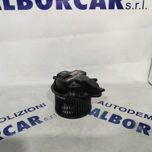 Carica l&#39;immagine nel visualizzatore di Gallery, Ventola Riscaldamento renault laguna 1.6 diesel anno 2000 codice:9041502422(sf13p4)
