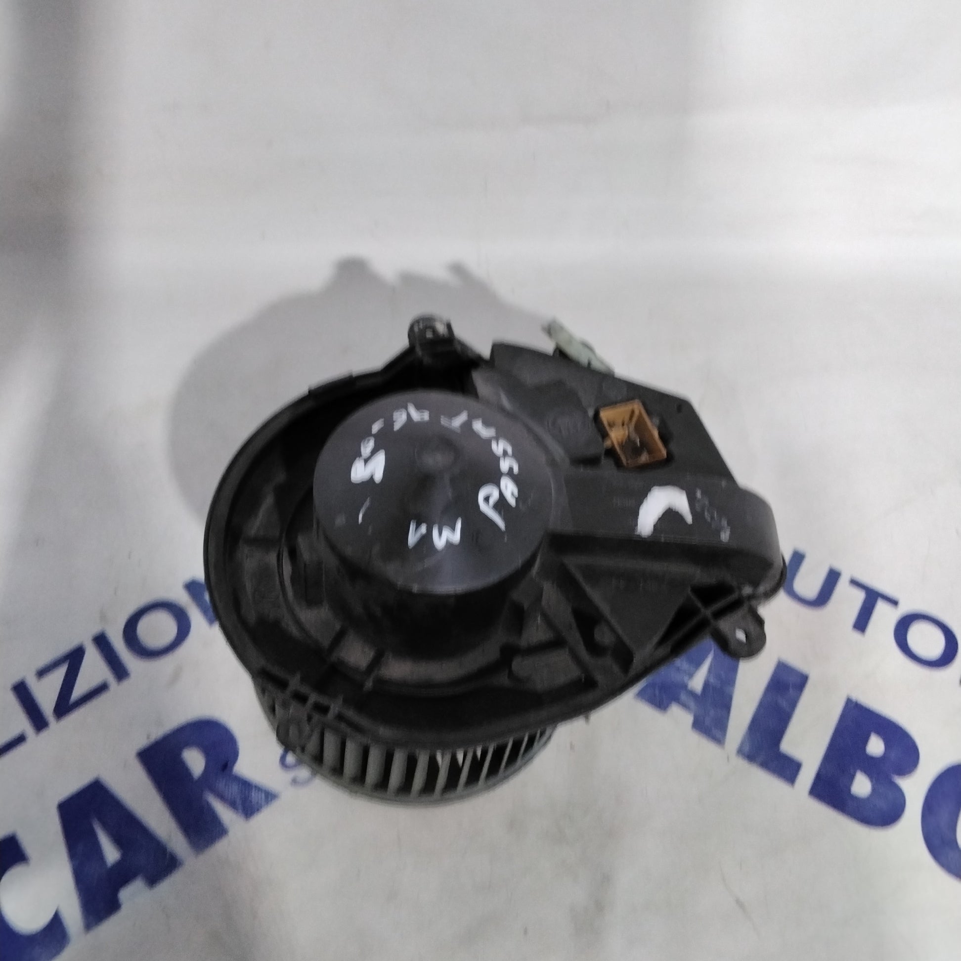 Ventilador Calefacción Volkswagen Passat / Audi A4 B6 1.9 TDI AÑO 2003 código: 740221233F (sf13p4)