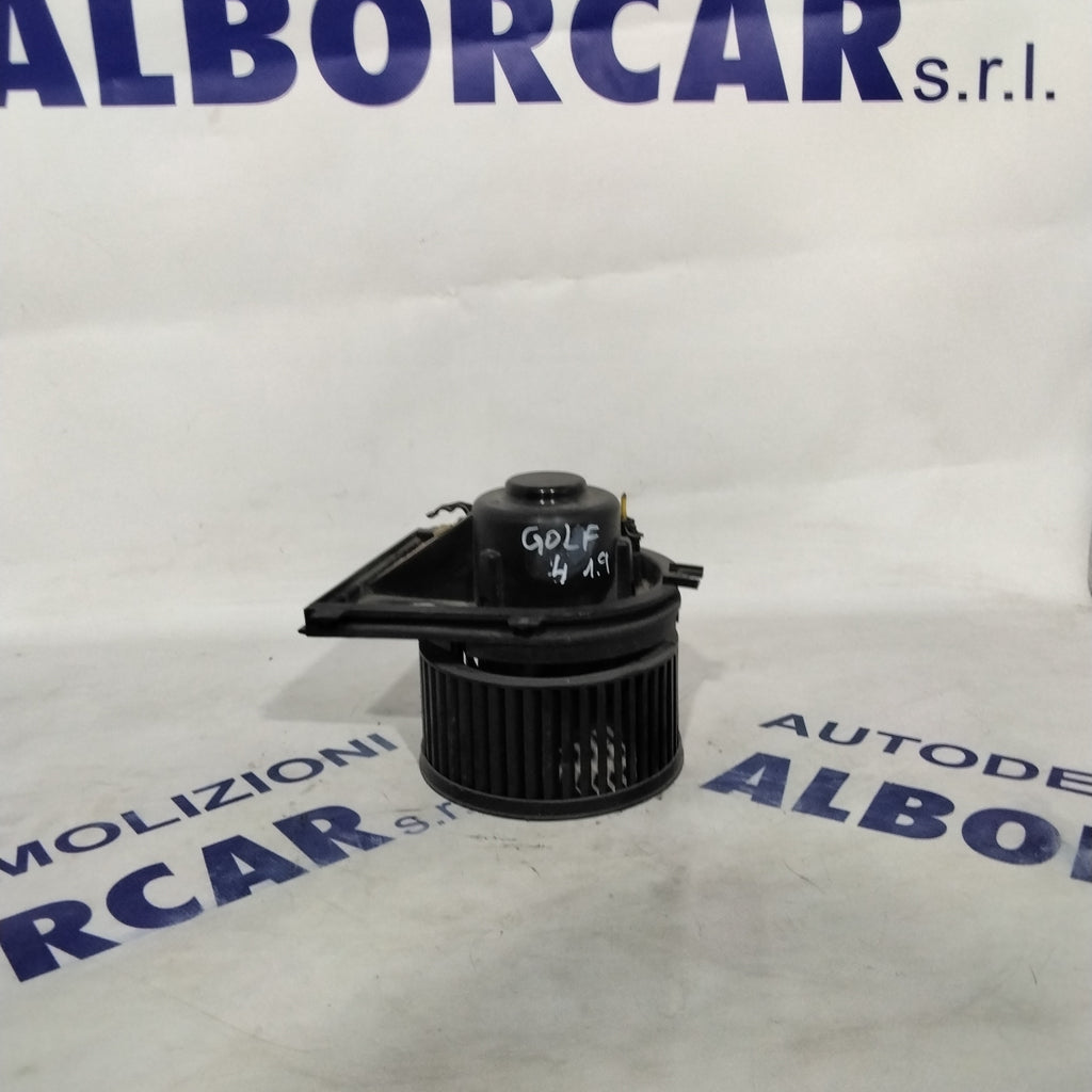 Heater Blower Volkswagen Golf 4 1.9 TDI year 2002 code: 657877G (sf13p4)