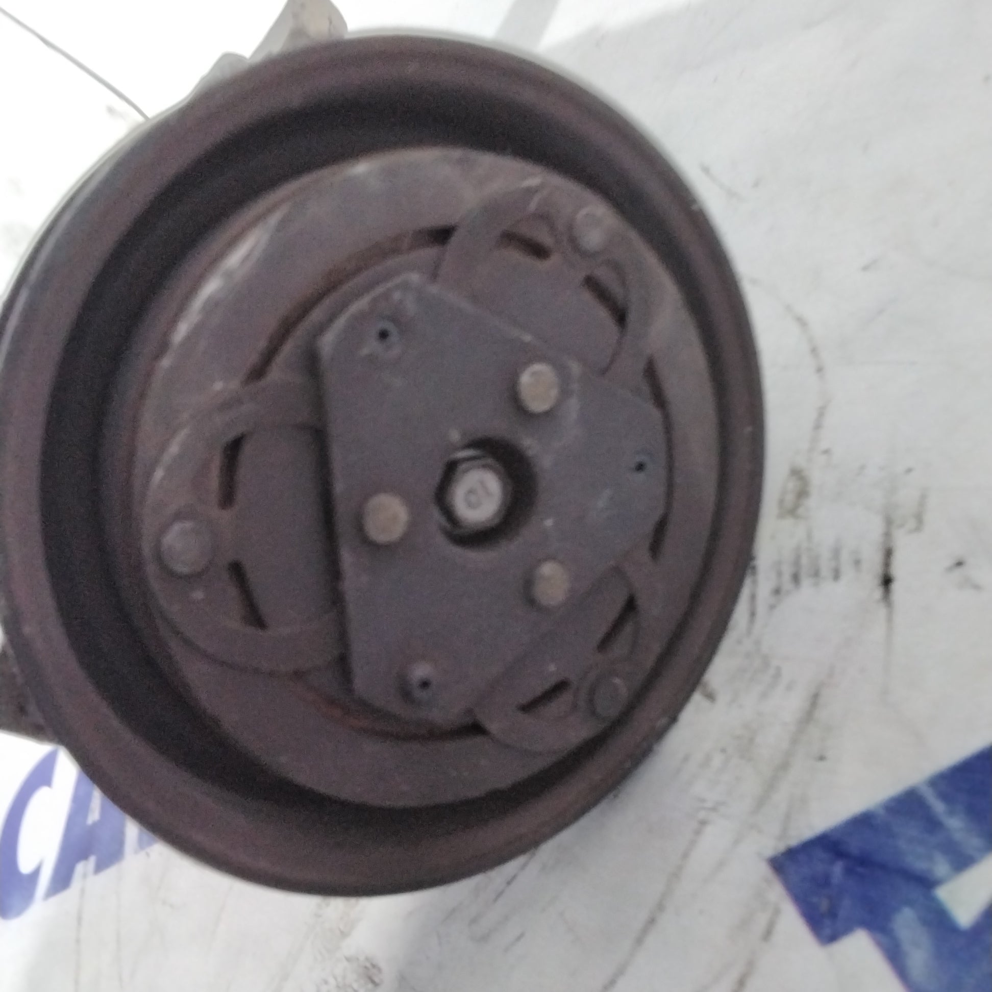 air conditioning compressor Nissan Micra petrol year 2002 code: 586016457(sf14p4)