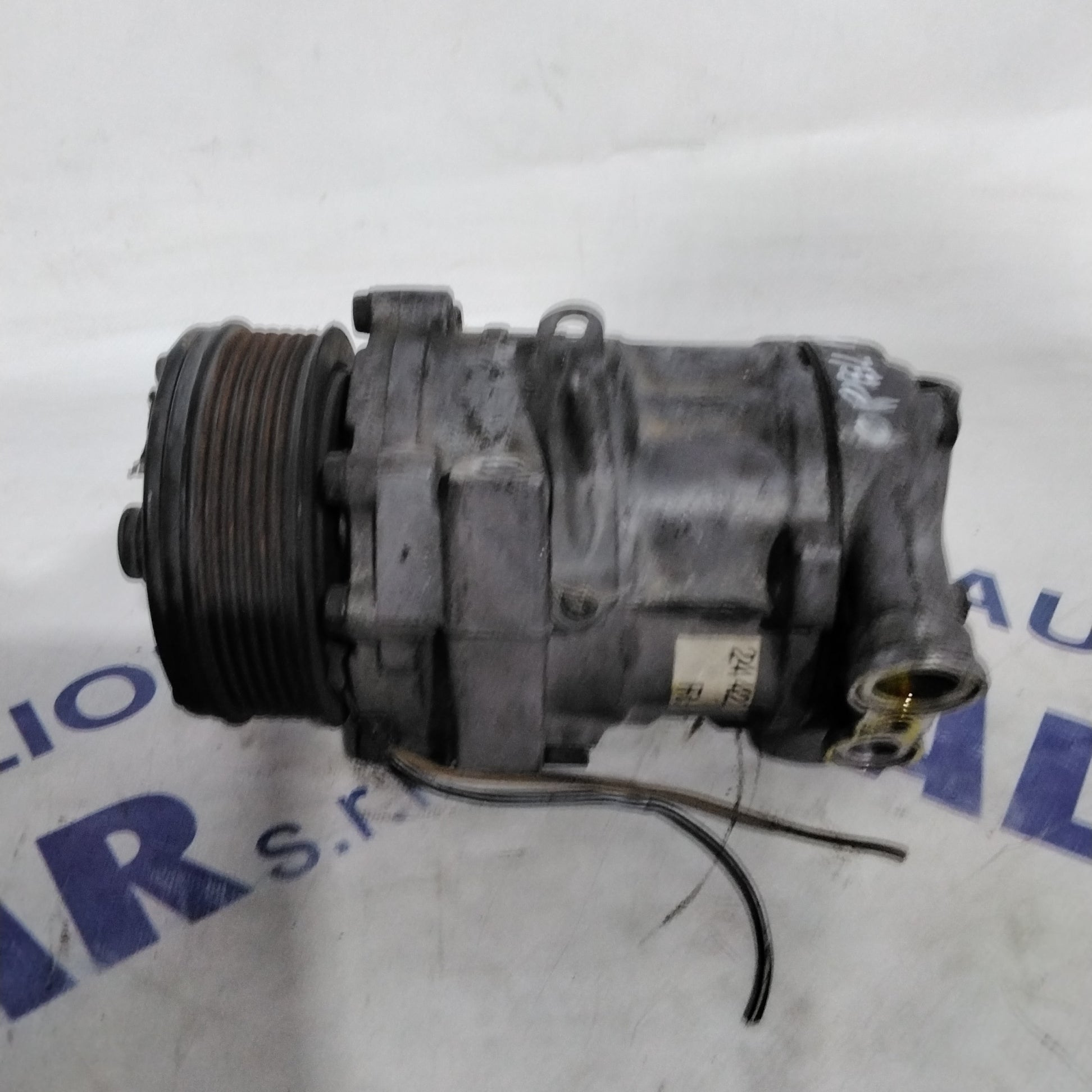 air conditioning compressor Opel Astra / Corsa / Meriva 1.7 diesel year 2001 code: 24422013(sf14p2)