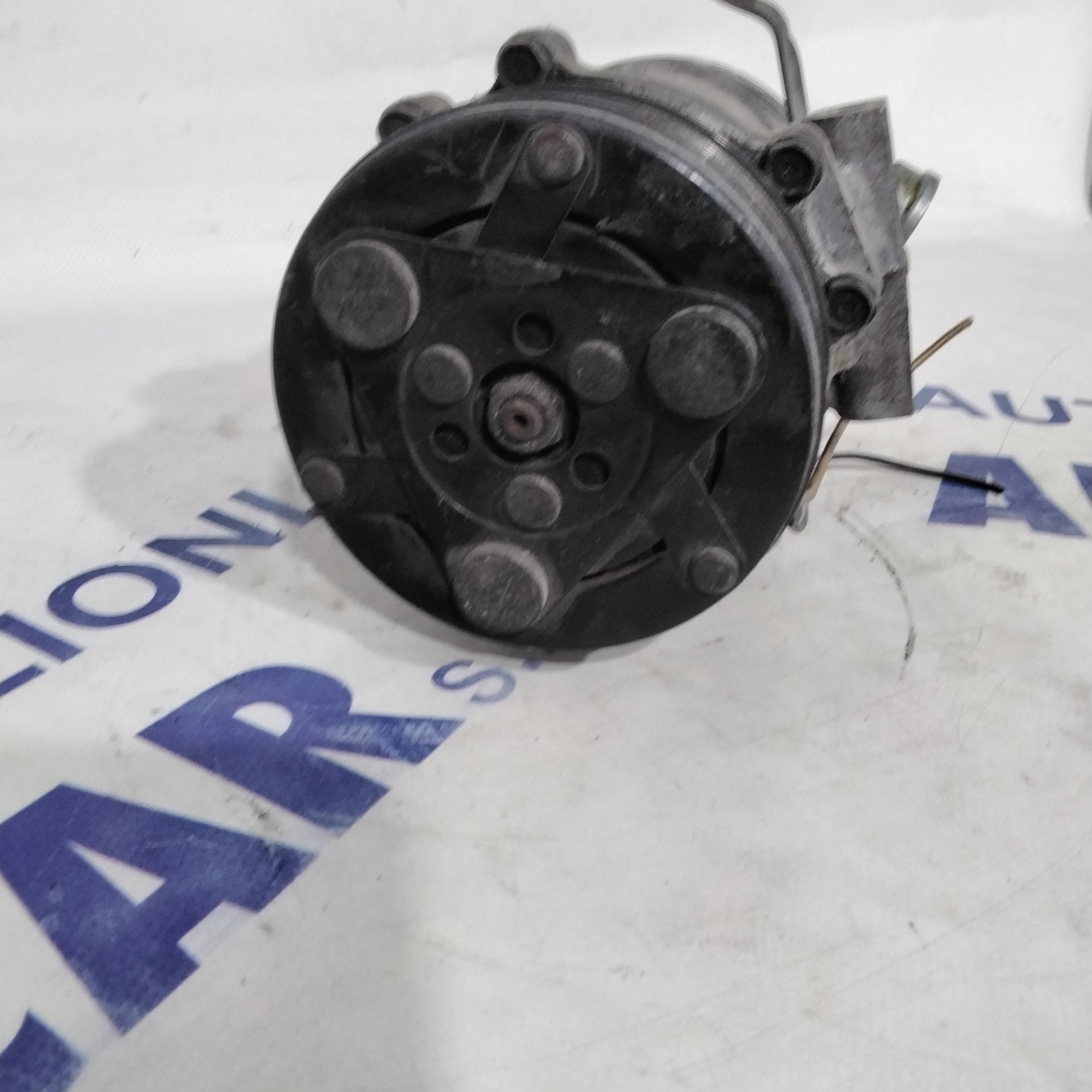 air conditioning compressor Opel Astra / Corsa / Meriva 1.7 diesel year 2001 code: 24422013(sf14p2)