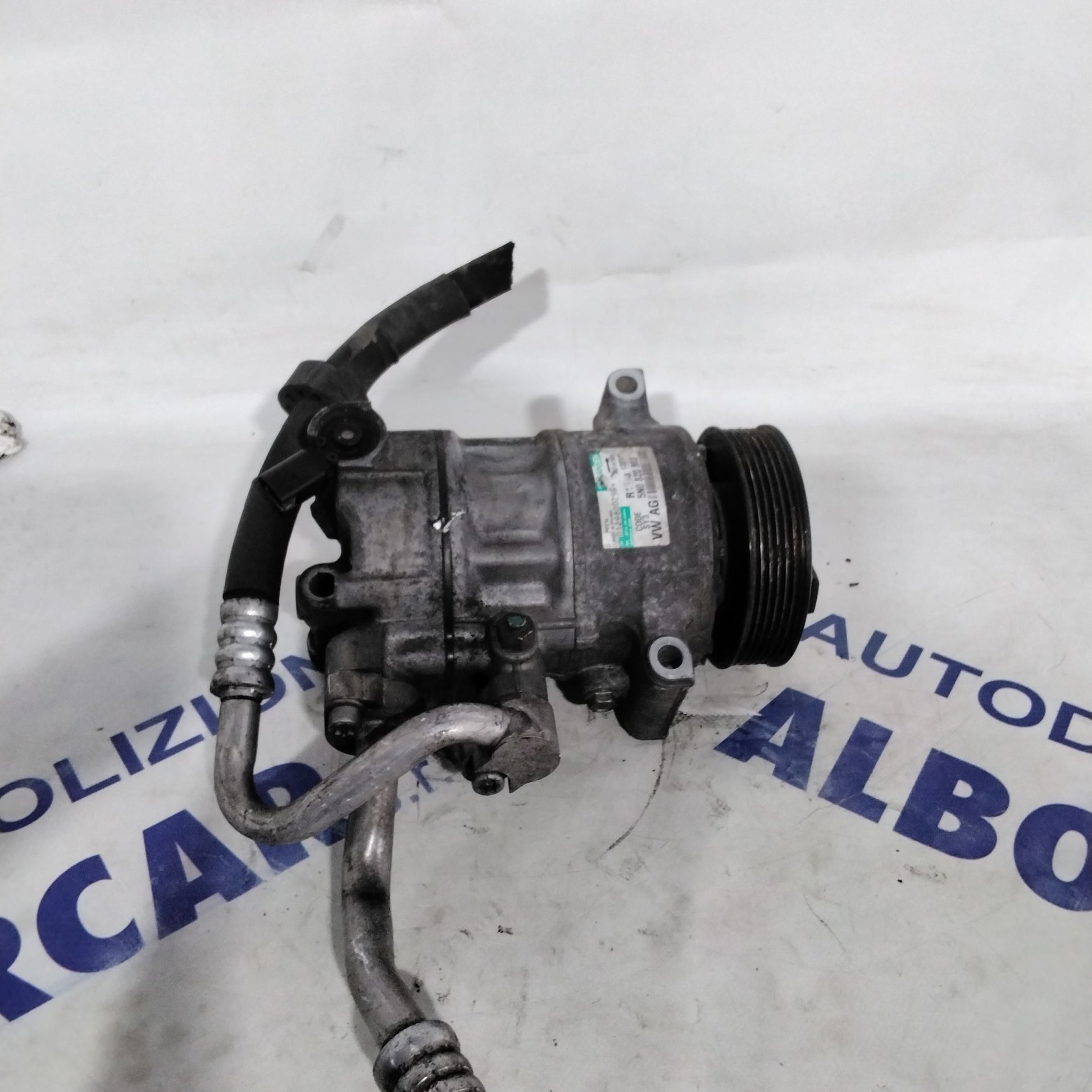 air conditioning compressor Volkswagen Passat 2.0 TDI year 2007 part number: 5N0820803 (SF14P2)