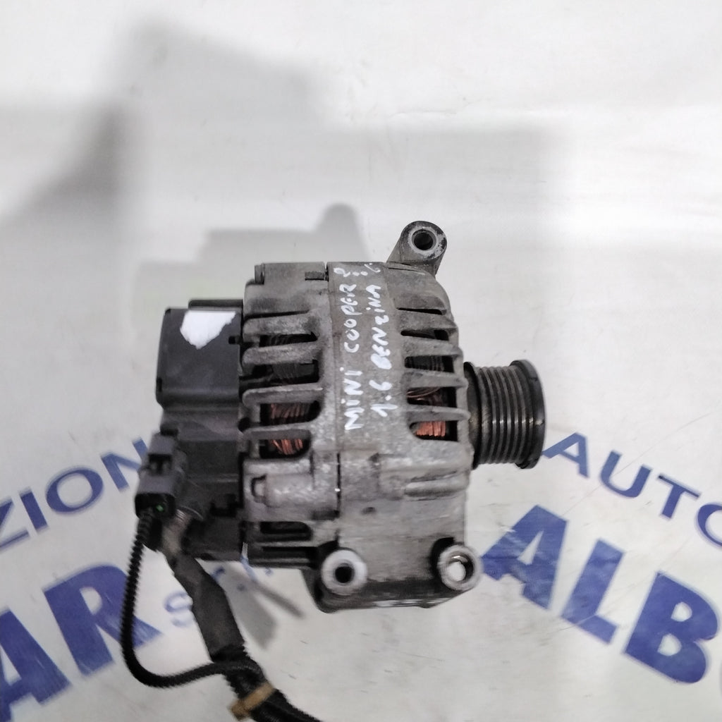 alternator Mini Cooper/One 1.6 petrol year 2006 code: V7576513 (sf15p9)