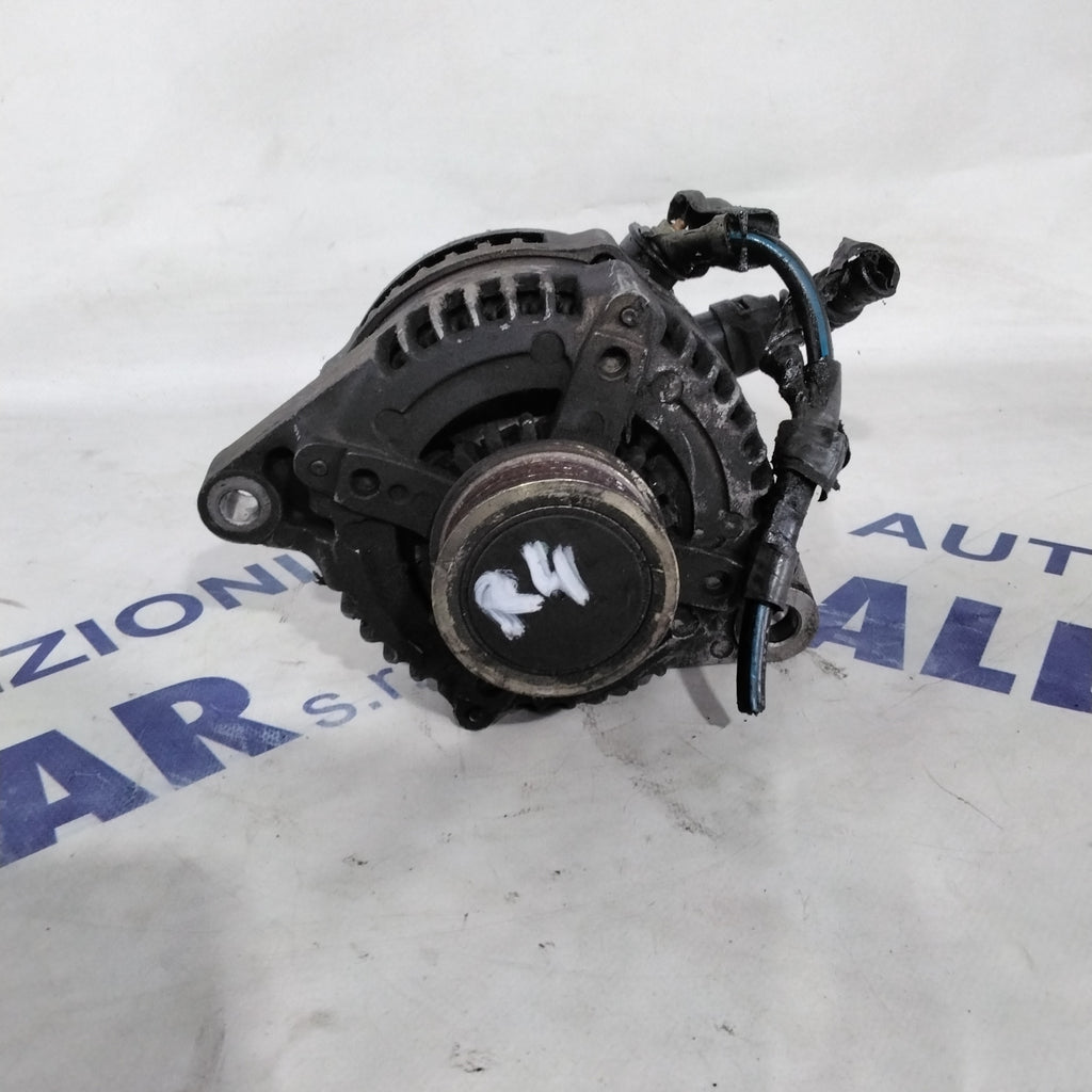 alternator toyota rav 4 2.0 diesel year 2002 code: 27060270440 (sf15p8)