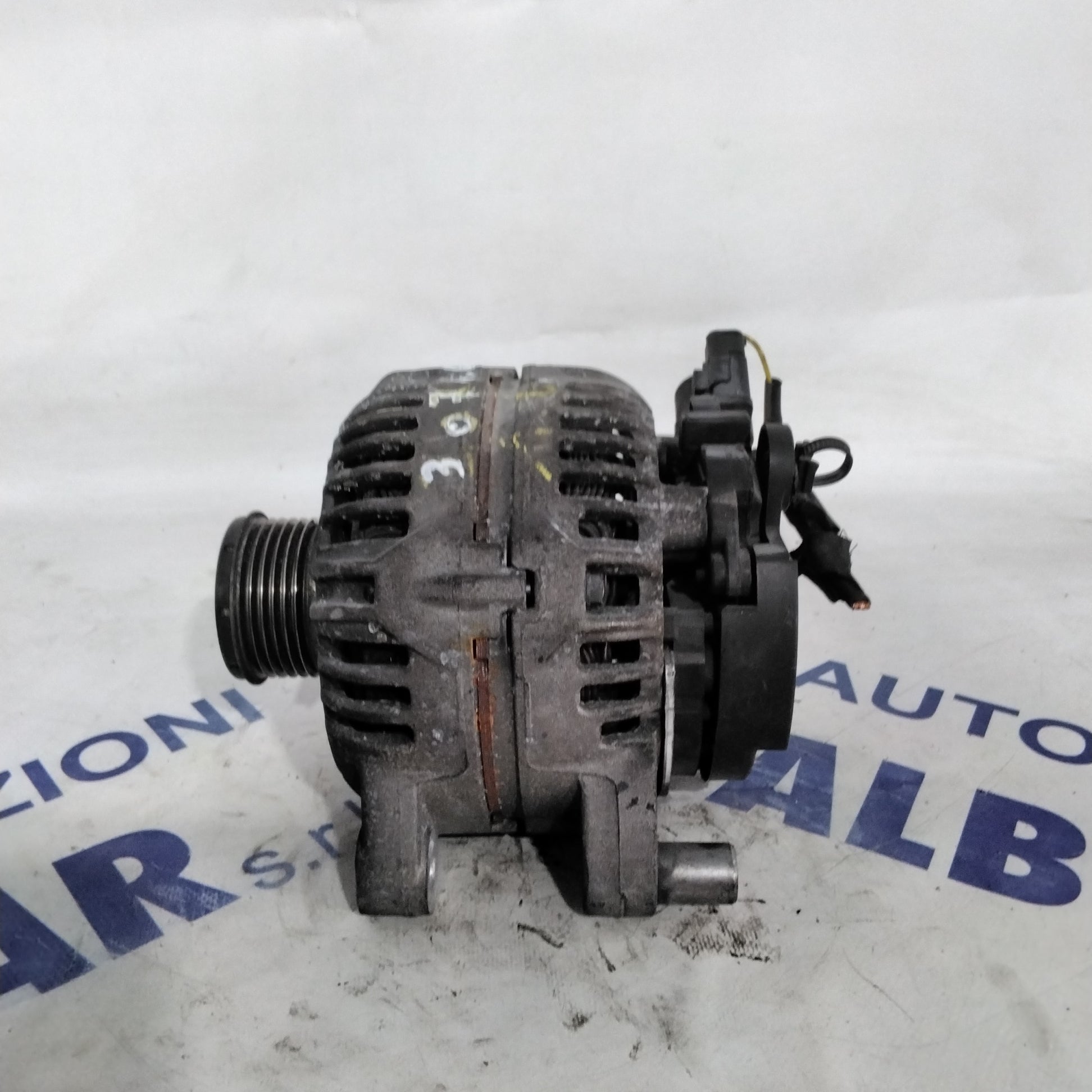 alternator peugeot 307 1.6 diesel year 2006 code: 9646321880 (sf15p7)