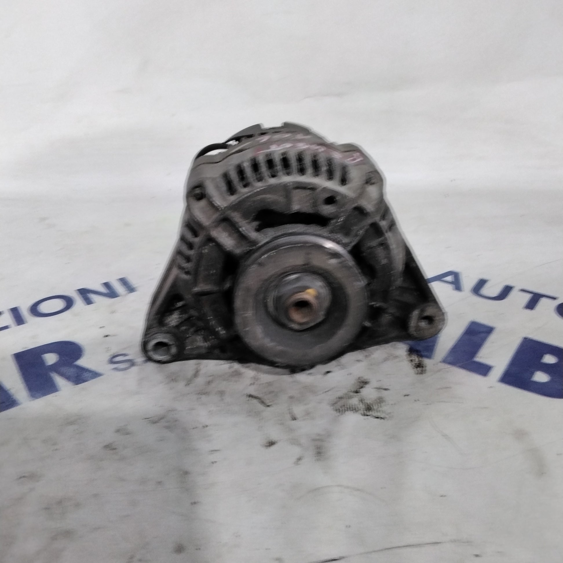 alternator Peugeot 106 petrol year 1998 (sf15p7)