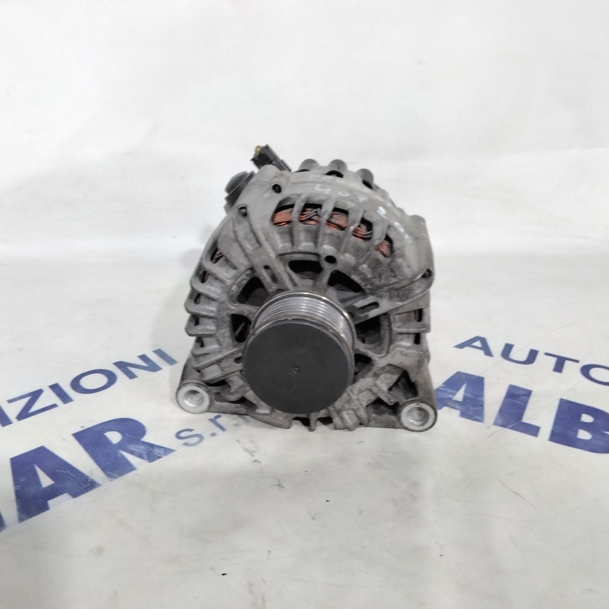 alternator peugeot 407 2.0 diesel year 2006 code: 9661544880 (sf15p7)