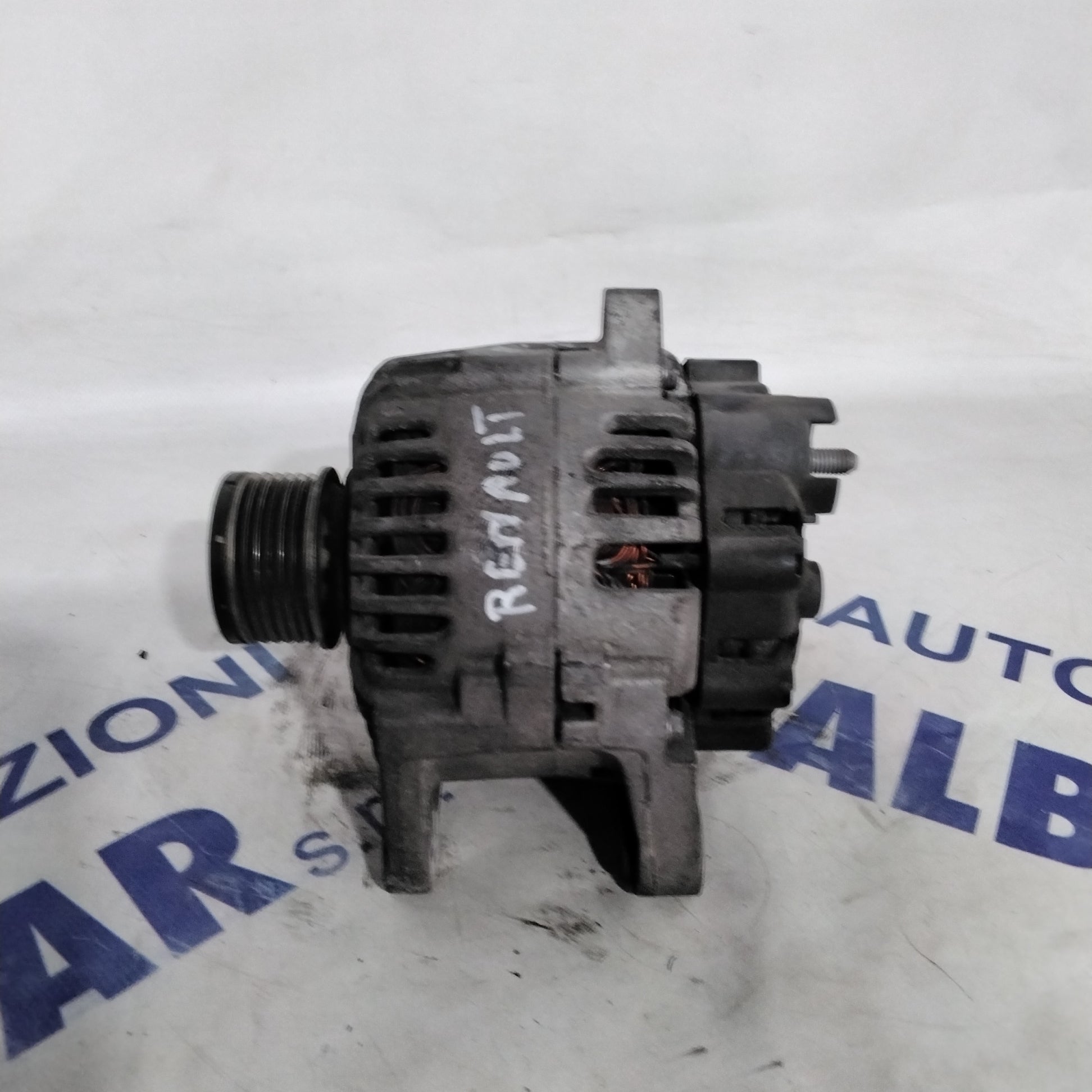 alternator renault megane 1.5 dci year 2006 code: 2543206D (sf15p7)