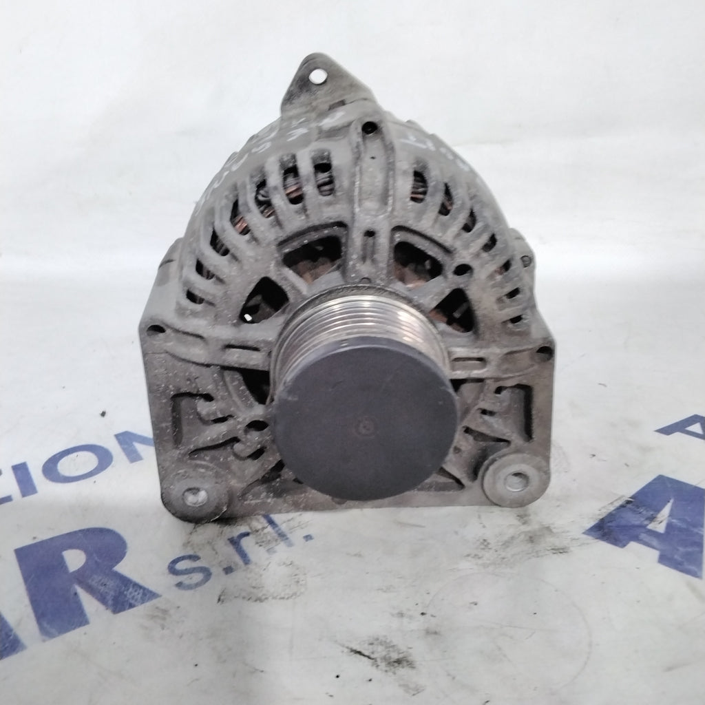 alternator renault megane 1.5 dci year 2006 code: 2543206D (sf15p7)