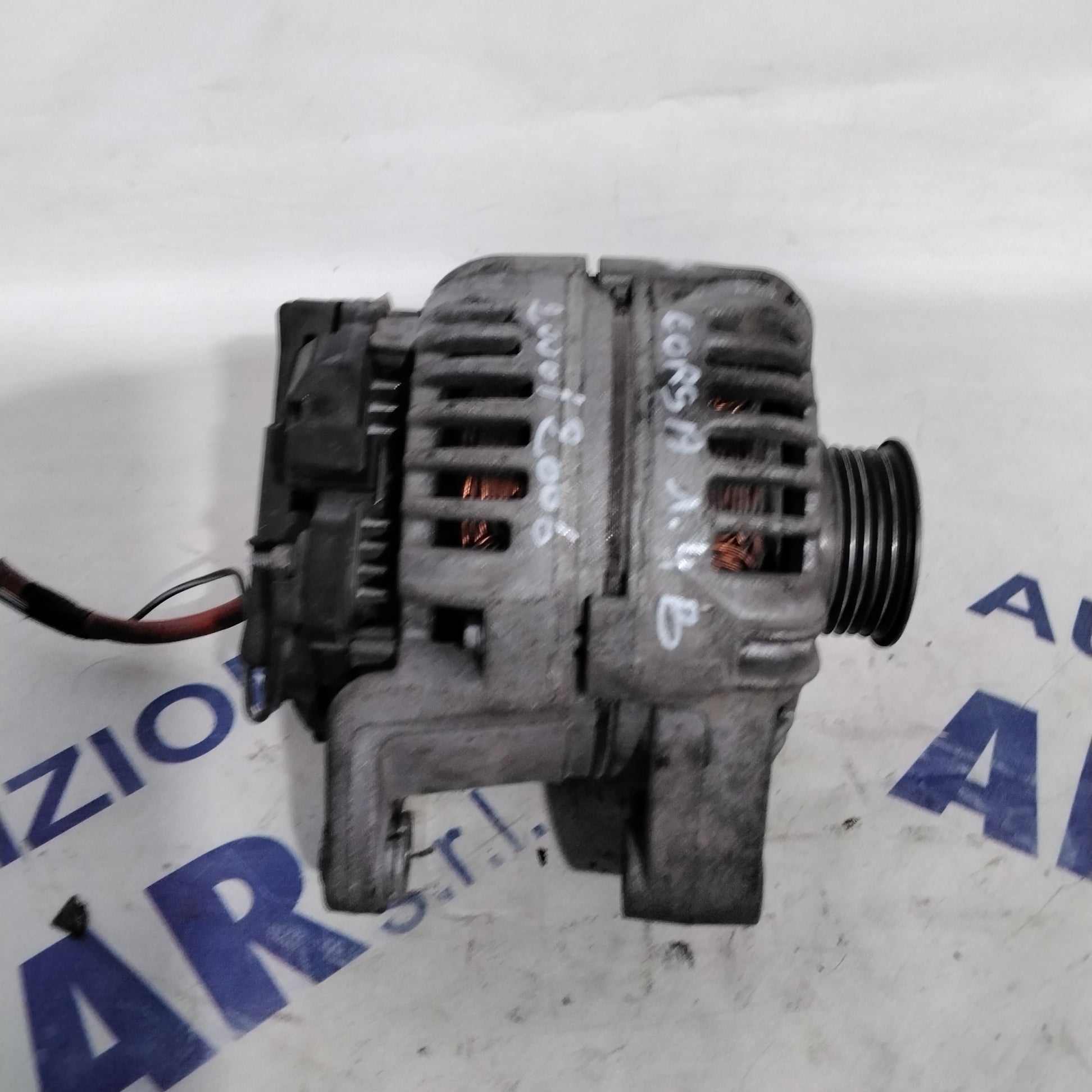 alternator Opel Corsa 1.4 petrol year 2000/2006 part number: 13143128 (sf15p7)
