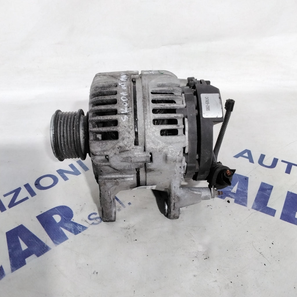 alternator Volkswagen Golf 4 / Skoda Octavia / Seat Leon 1.9 TDI year 2002 code: 0124325001 (sf15p7)