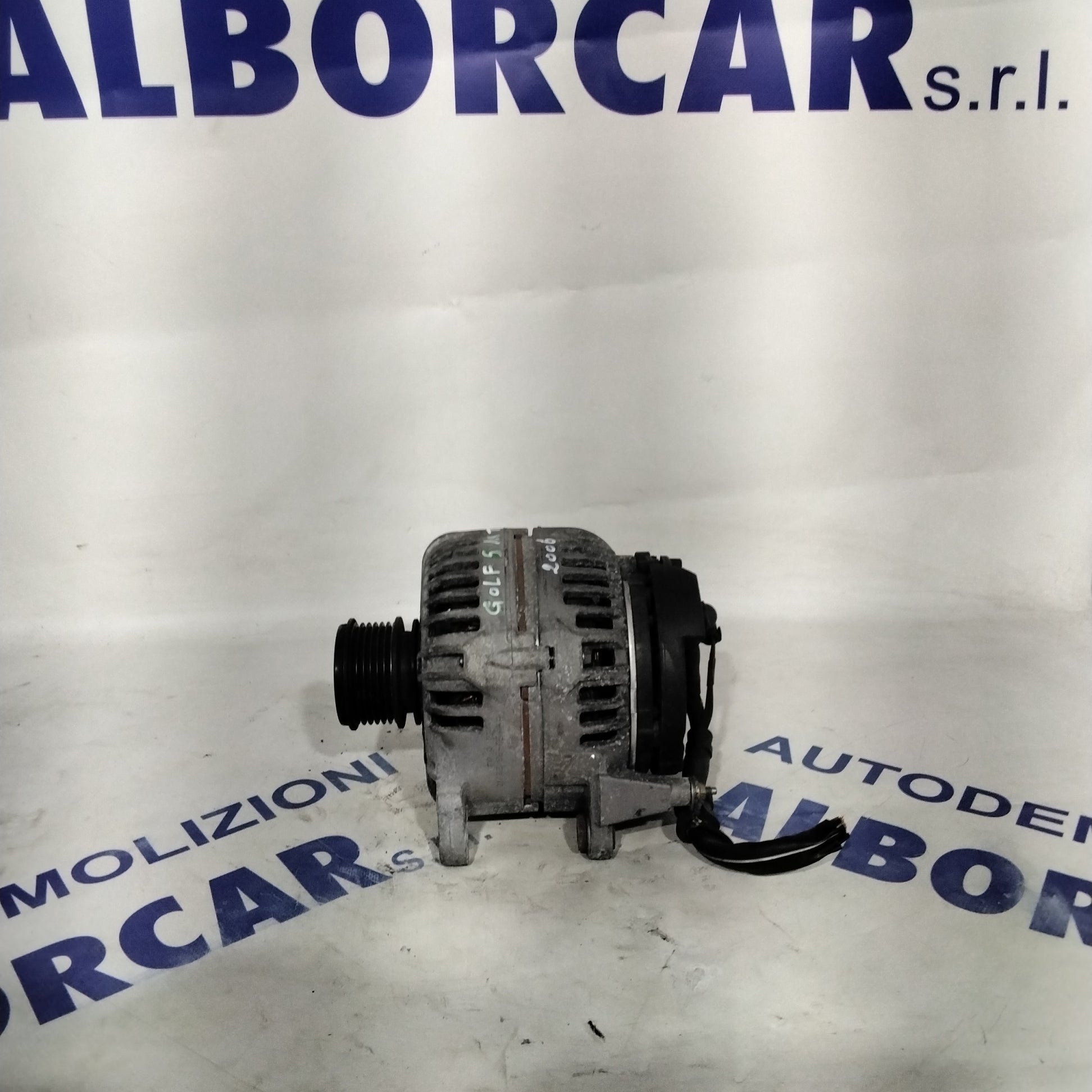 Alternator Volkswagen Golf 5 1.9 TDI year 2006 code: 0124525091 (sf15p7)