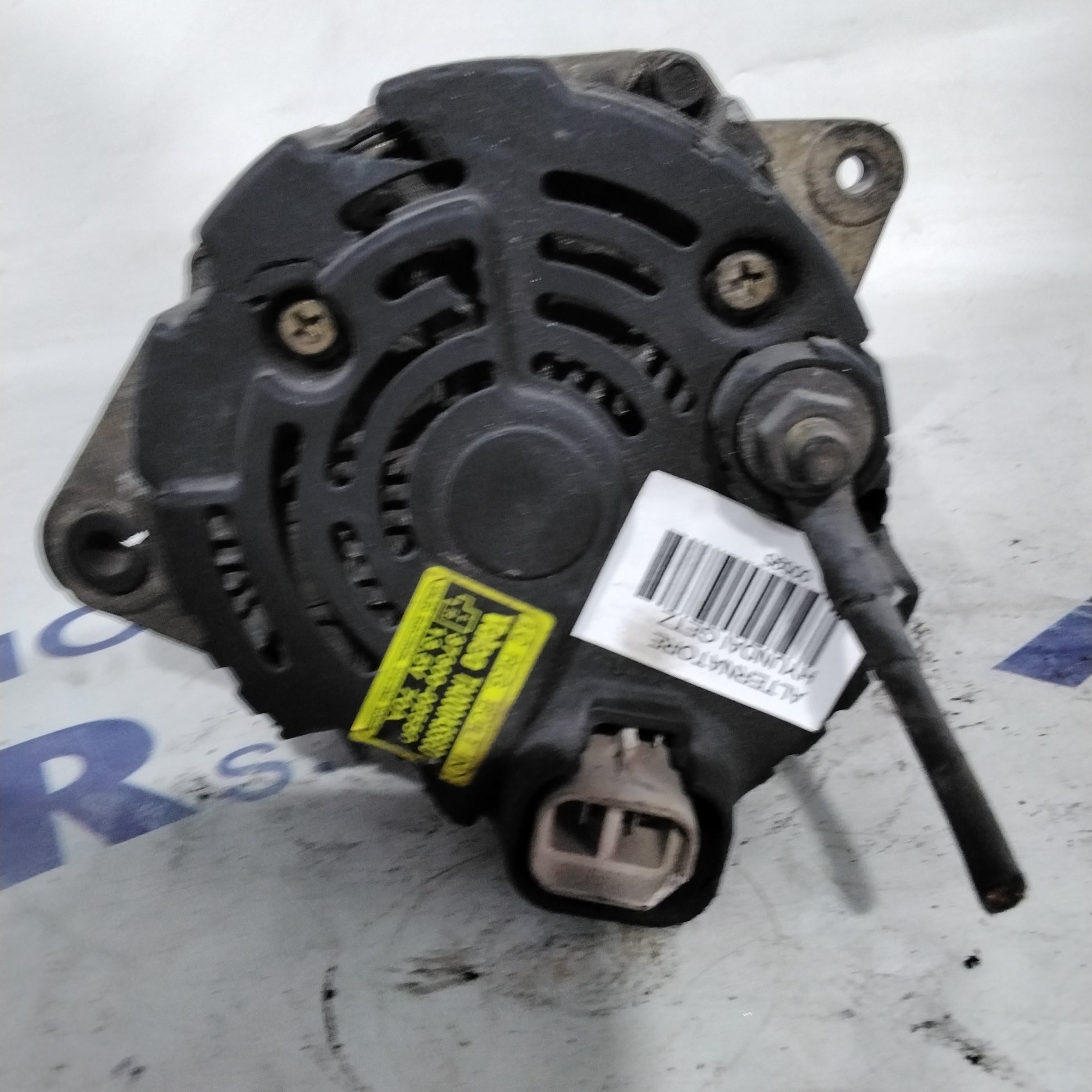 Alternator Hyundai Getz / Atos / i10 / Matrix 1.1 petrol year 1999/2004 code: 3730002550 (sf15p6)