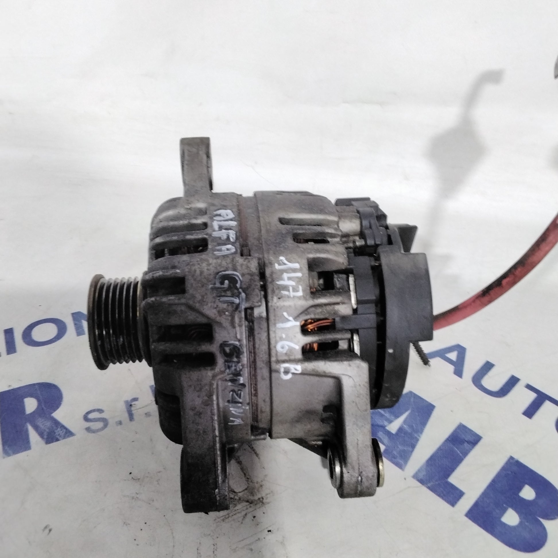 Alternator Alfa Romeo GT /147 1.6 petrol year 2004 code: 51742335 (sf15p6)