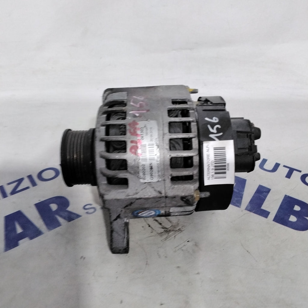 Alternador Alfa Romeo 156 1.9 JTD año 2002 código: 9090202 (sf15p6)