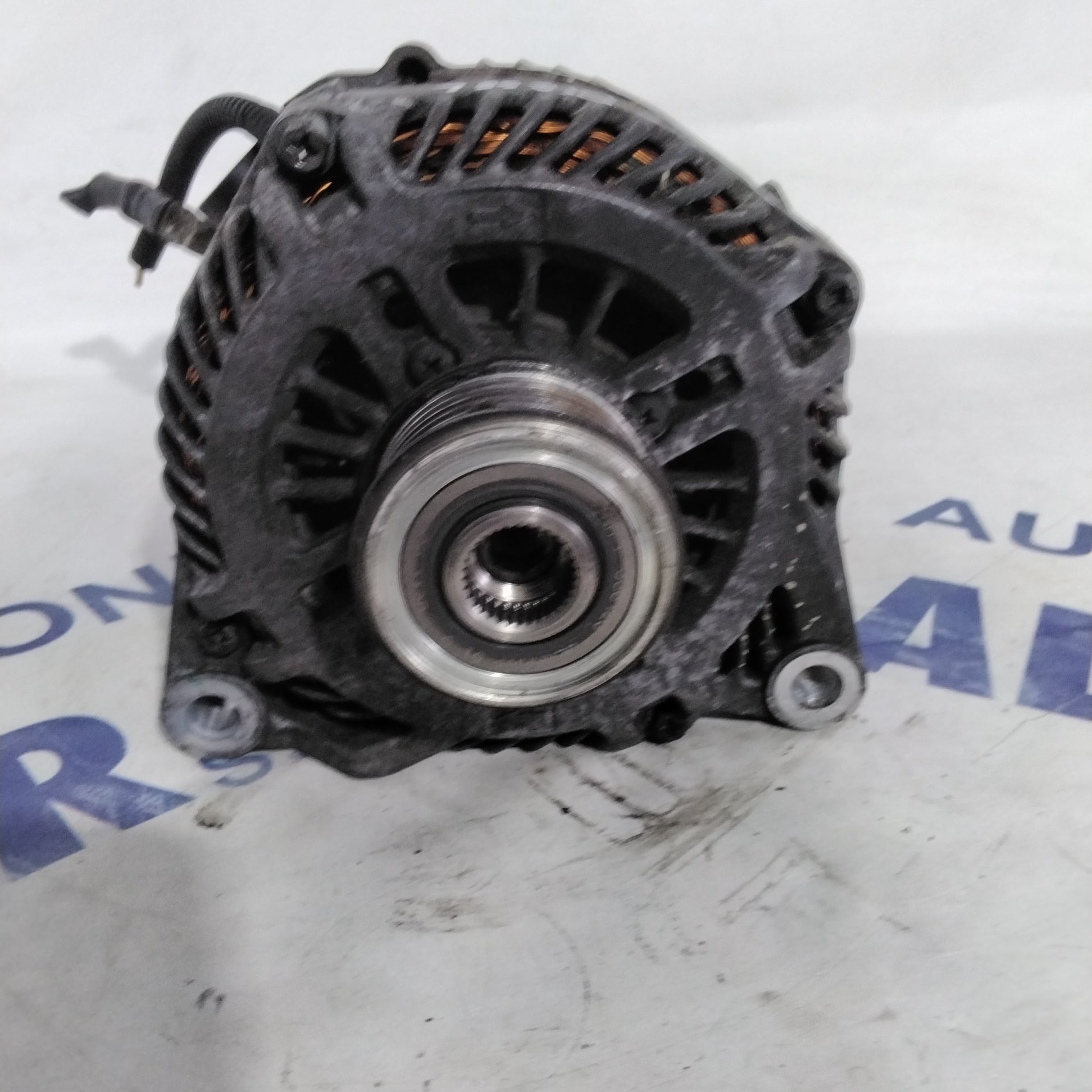Alternator Citroen C4 Picasso 2.0 diesel year 2006 code: 3654752880 (sf15p6)