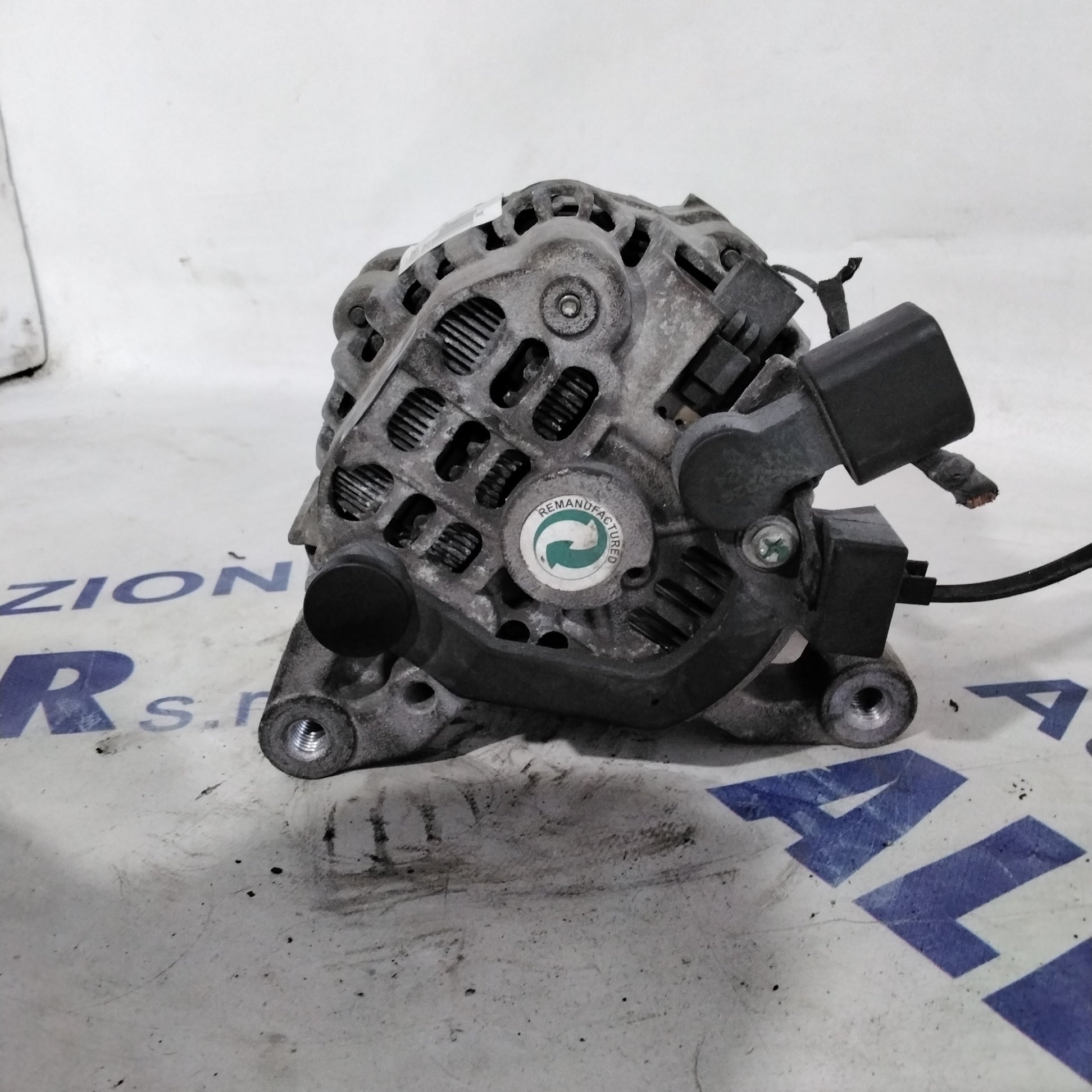 Alternator Citroen C2 petrol year 2003 code: 15031210019 (sf15p6)